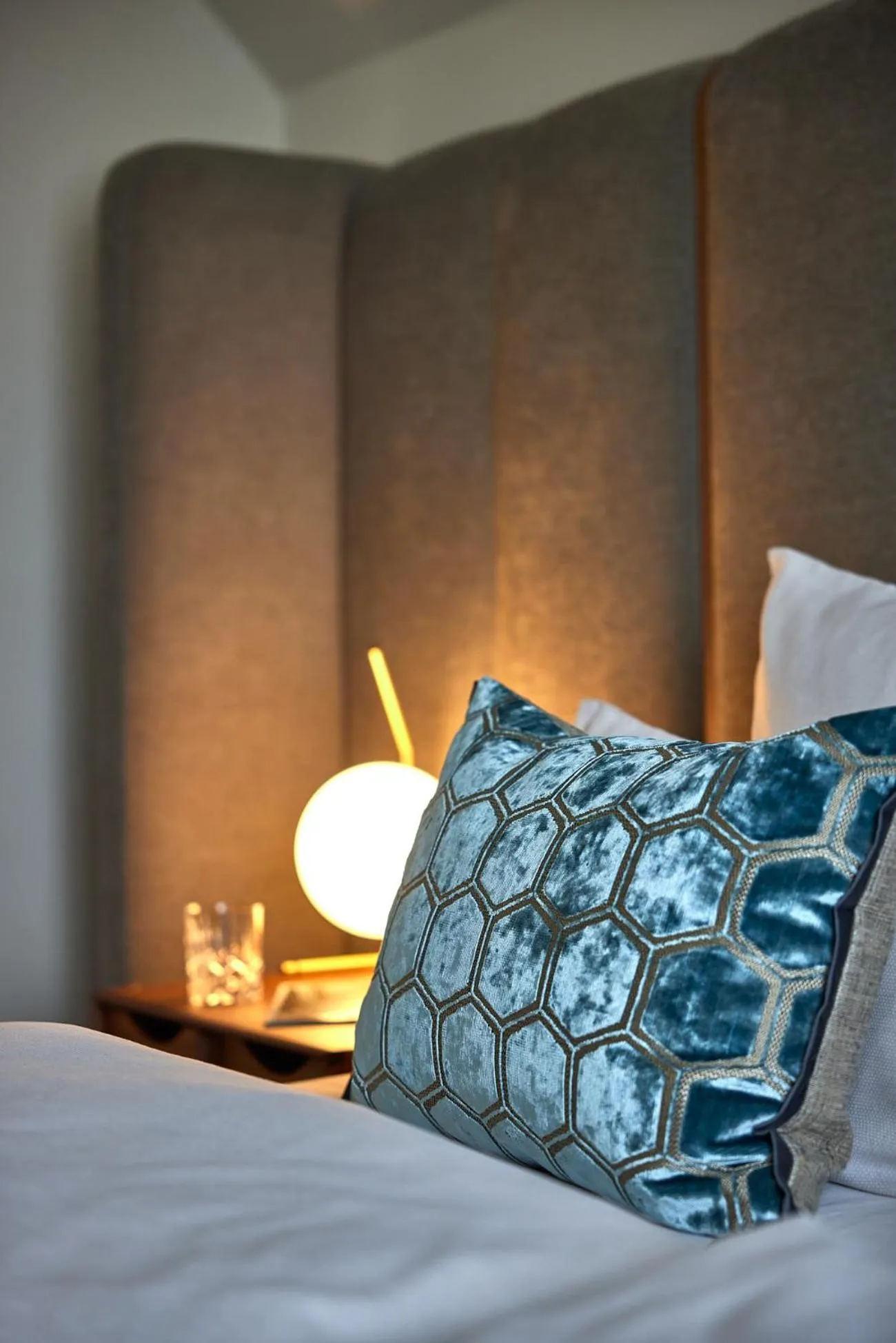 Photo of the whole room, Bed in Parkhotel Gütersloh