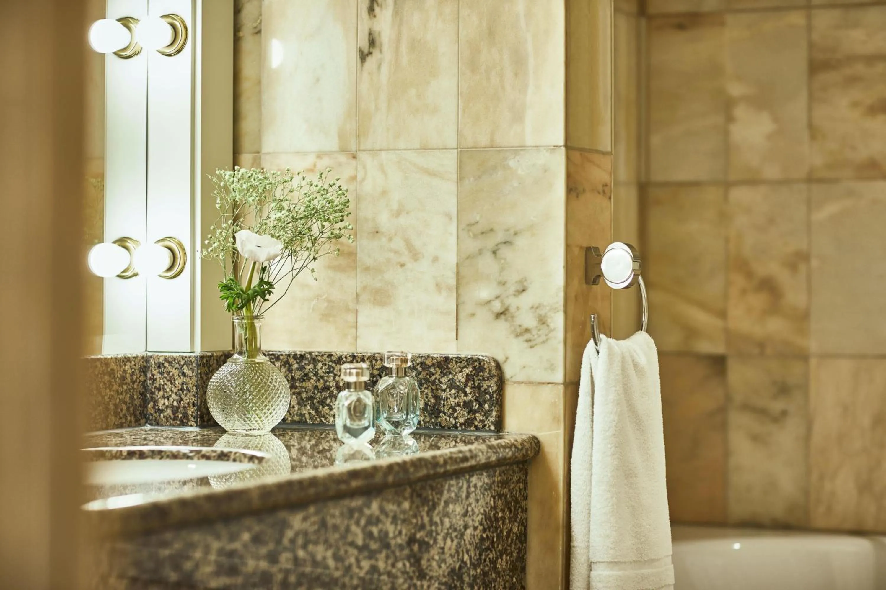 Bathroom in Parkhotel Gütersloh