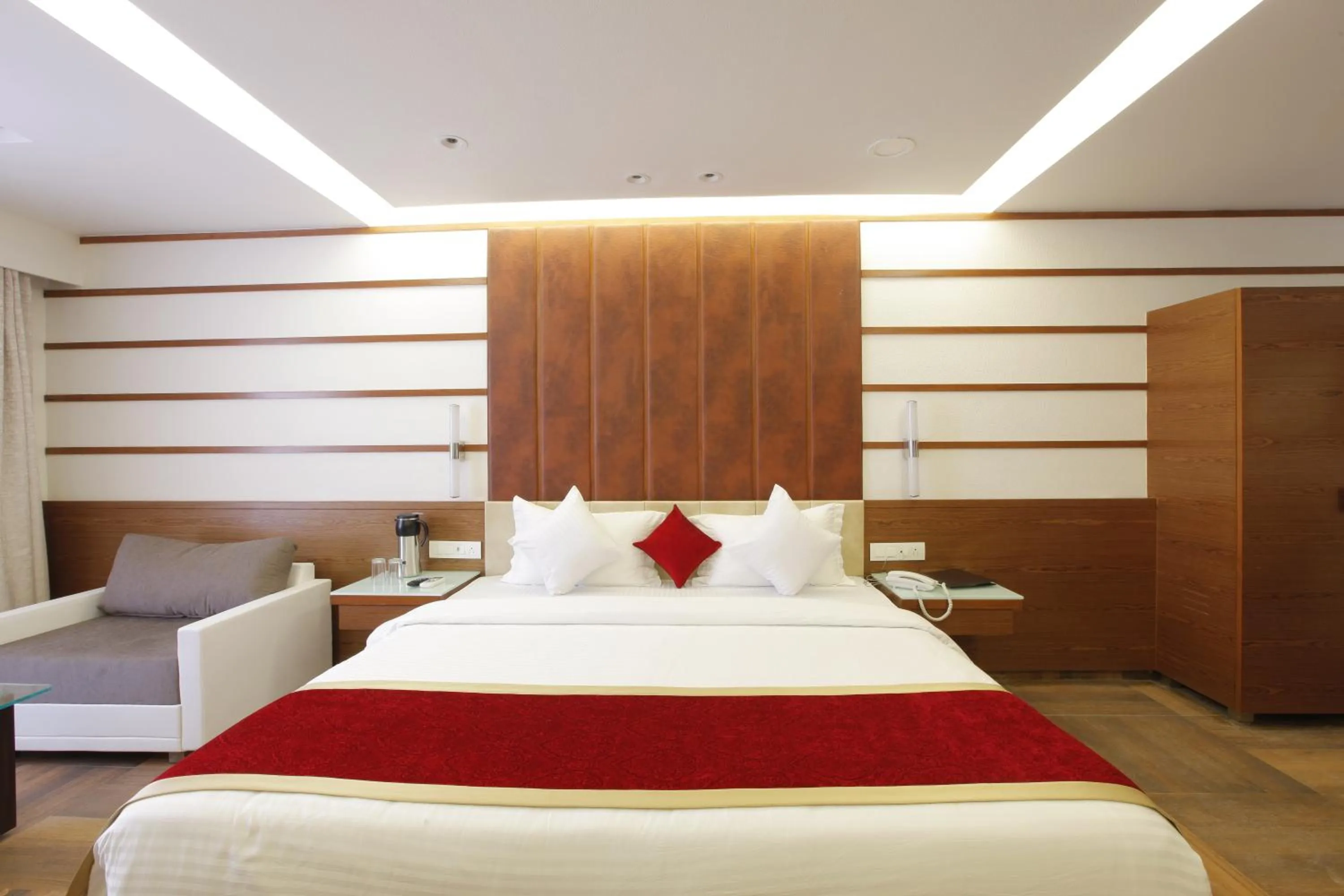 Bed in HOTEL THE LOTUS PARK