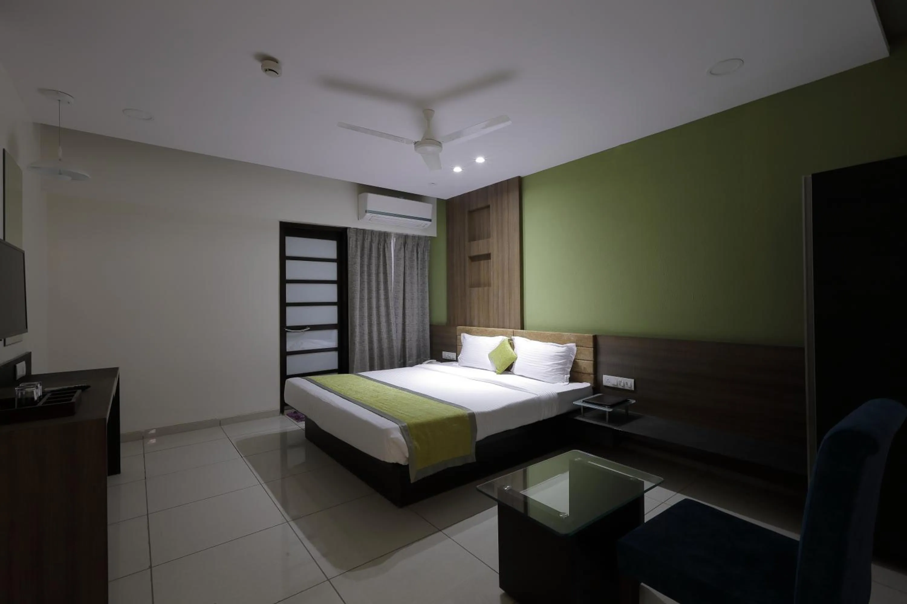 Photo of the whole room, Bed in HOTEL THE LOTUS PARK