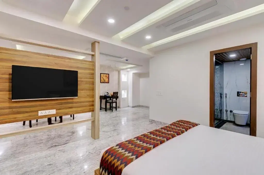 Suite - single occupancy in Click Collection Jaipur, Sindhi Camp Suite - single occupancy in Click Collection Jaipur, Sindhi Camp