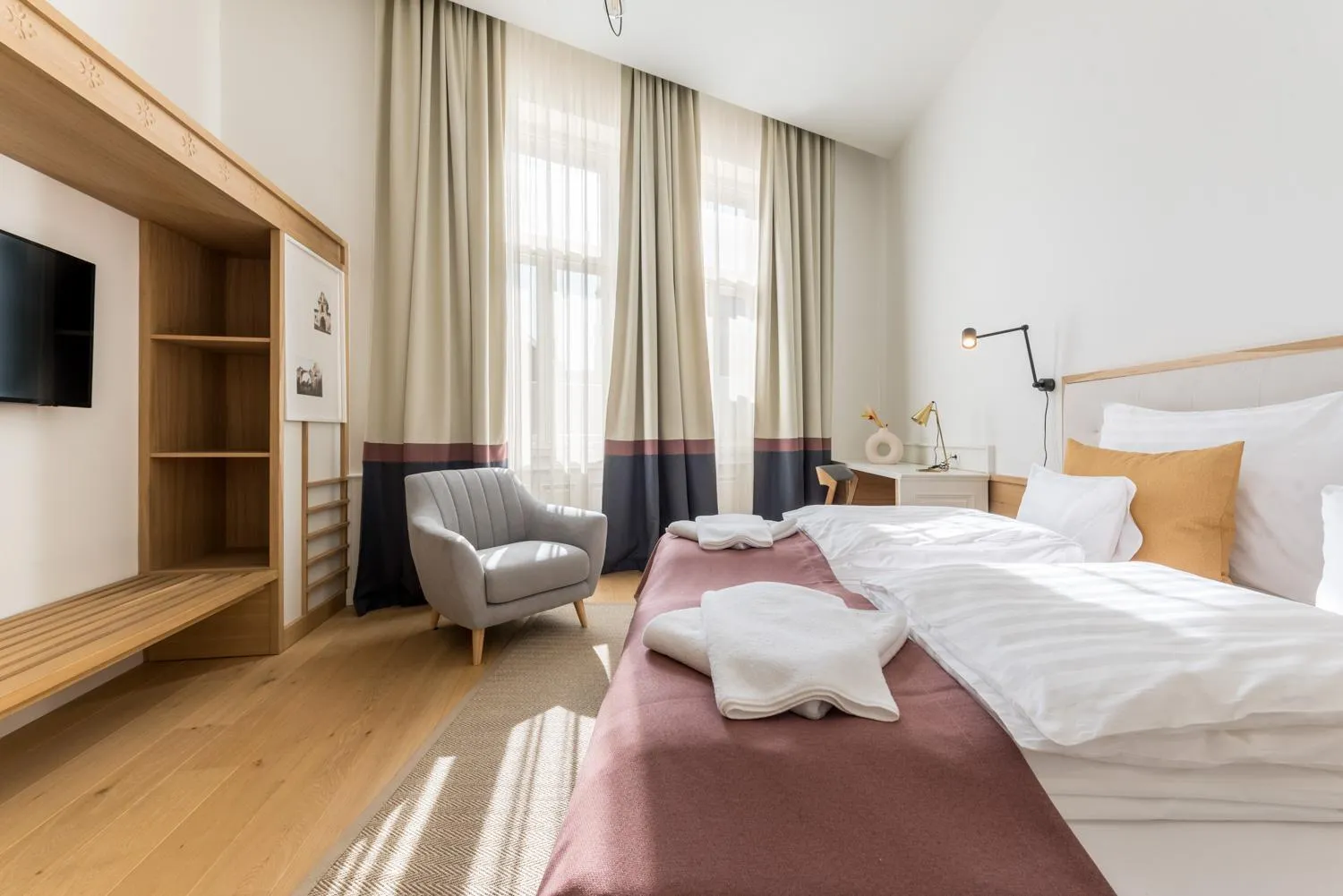 Bed in Isabella Boutique Hotel