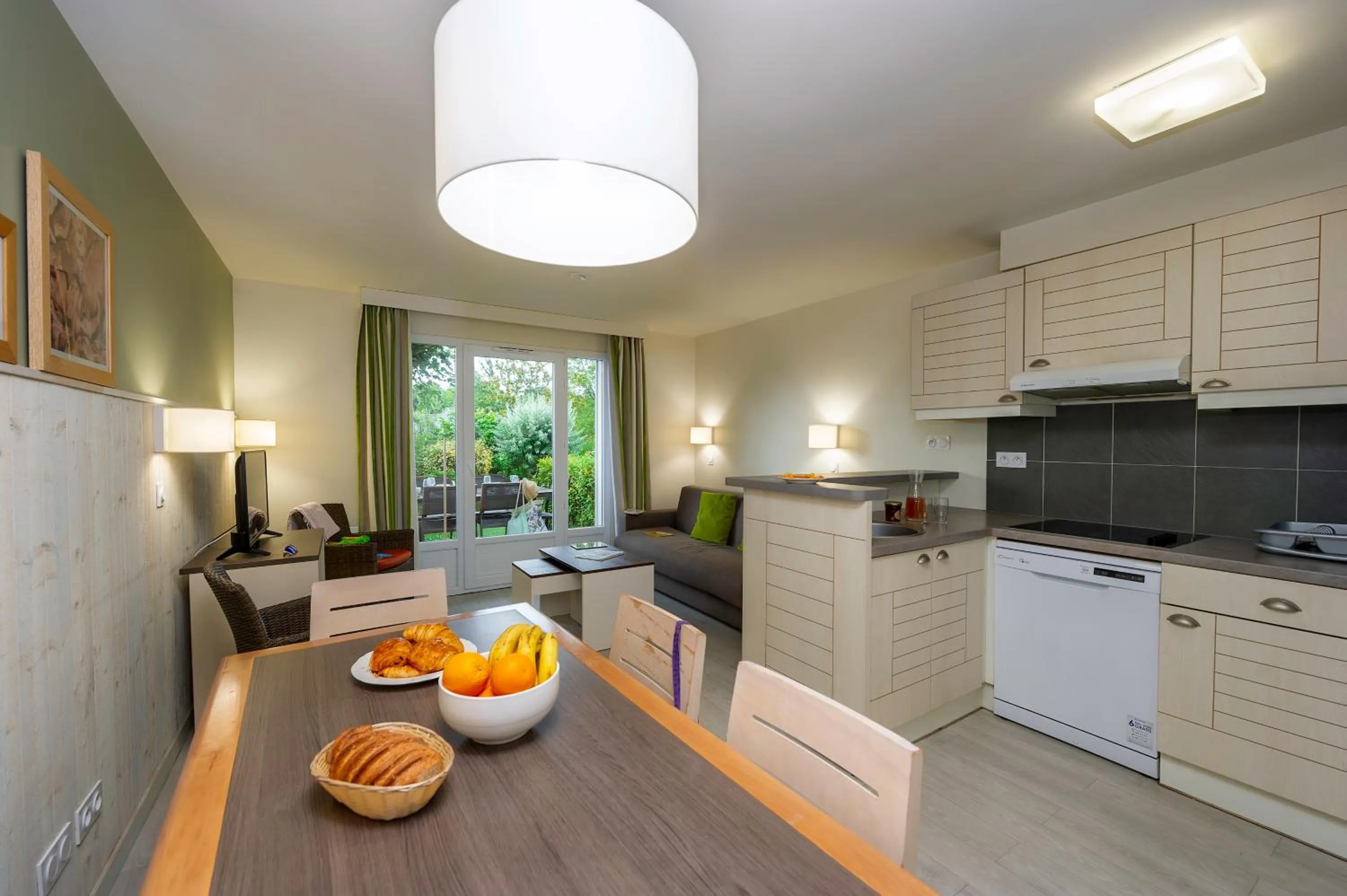 Kitchen or kitchenette in Résidence Goélia La Pommeraie