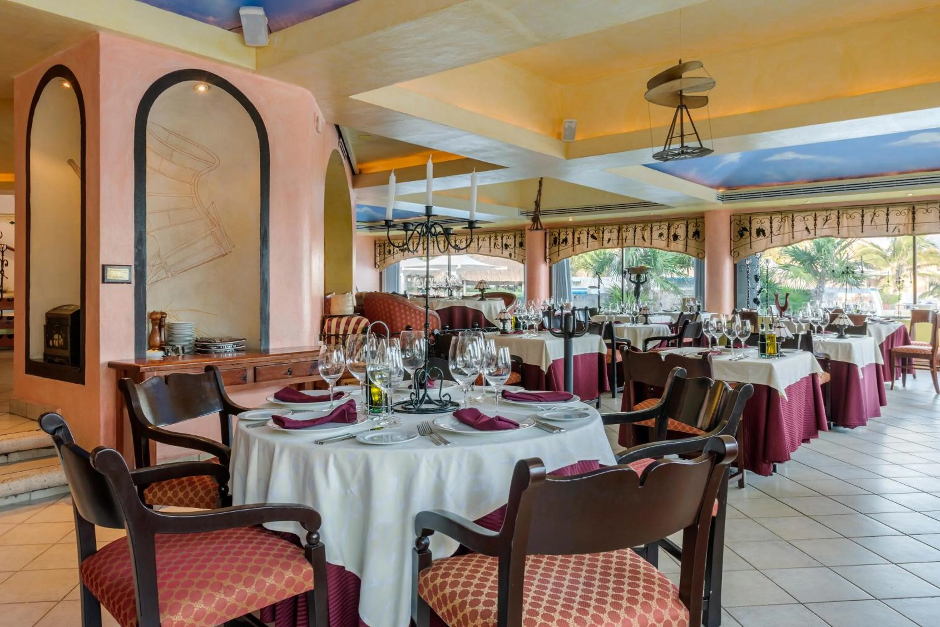 Restaurant/places to eat in Wyndham Grand Cancun All Inclusive Resort & Villas