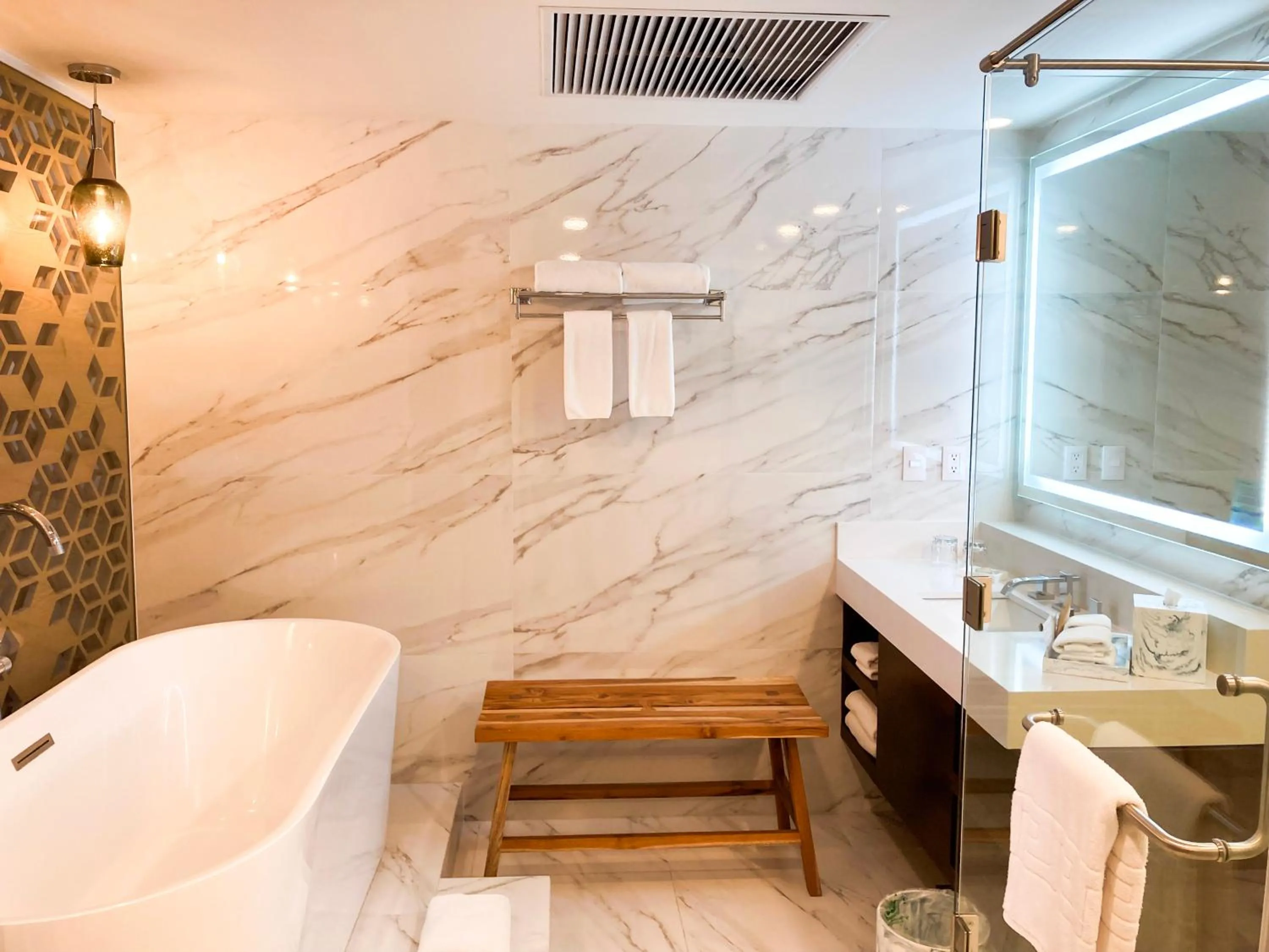 Shower in Wyndham Grand Cancun All Inclusive Resort & Villas