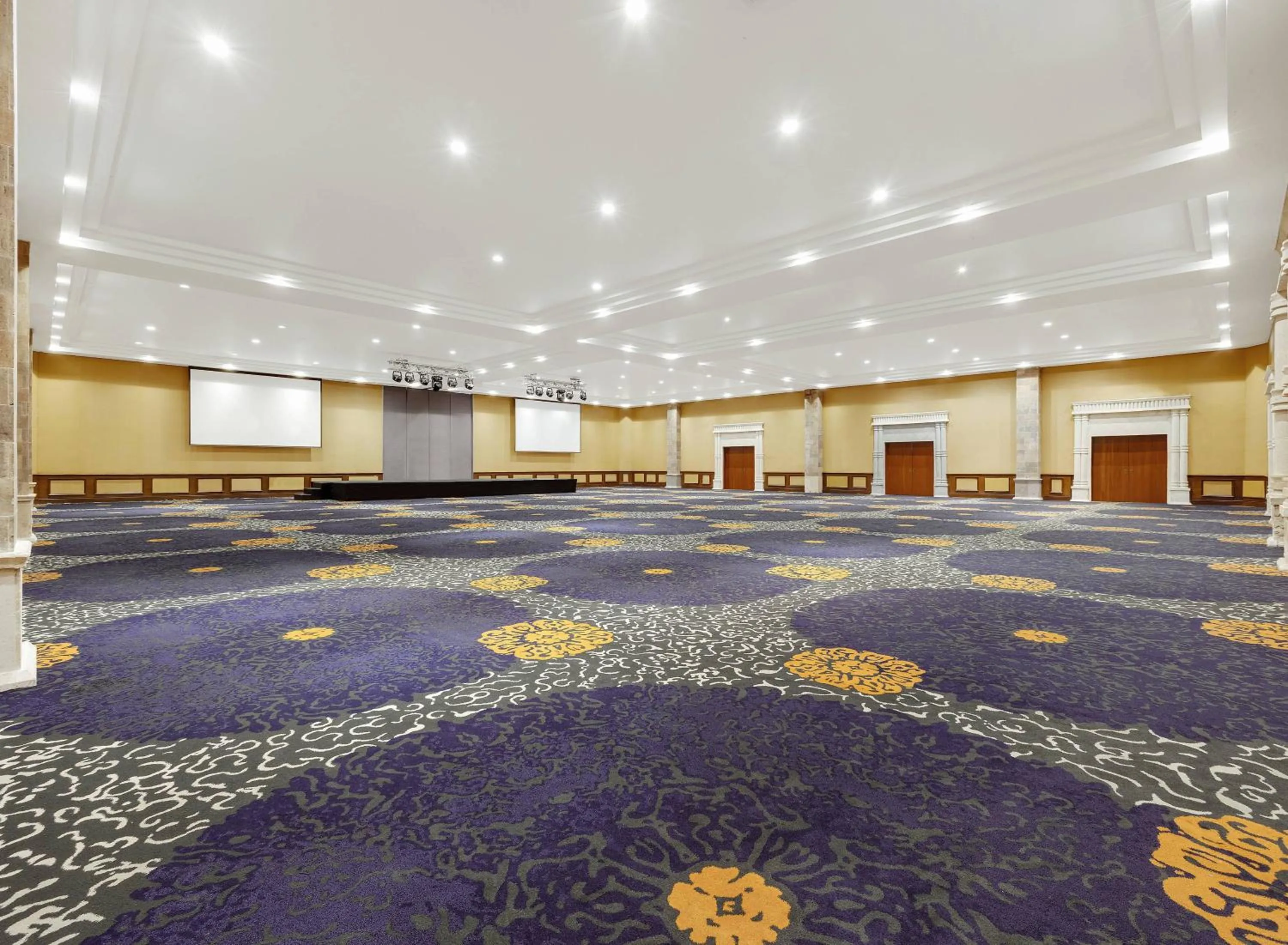Meeting/conference room in Wyndham Grand Cancun All Inclusive Resort & Villas