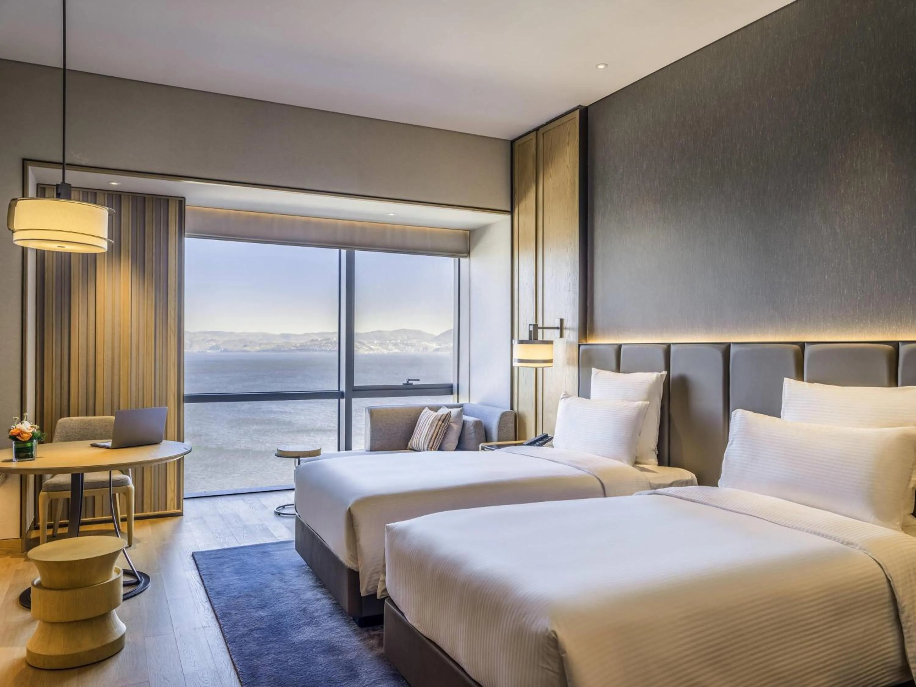 Bedroom, Bed in Pullman Dali