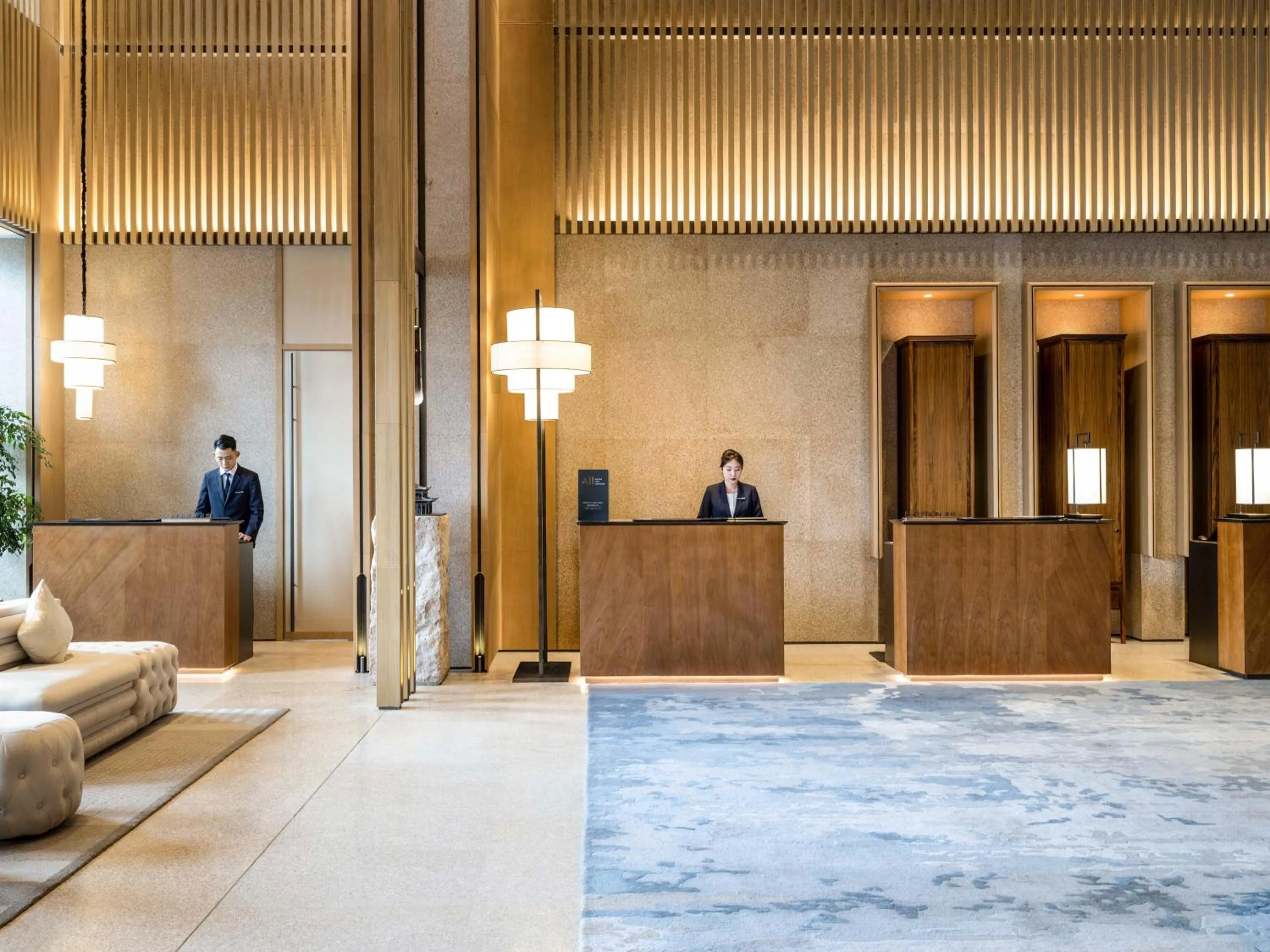 Lobby or reception in Pullman Dali