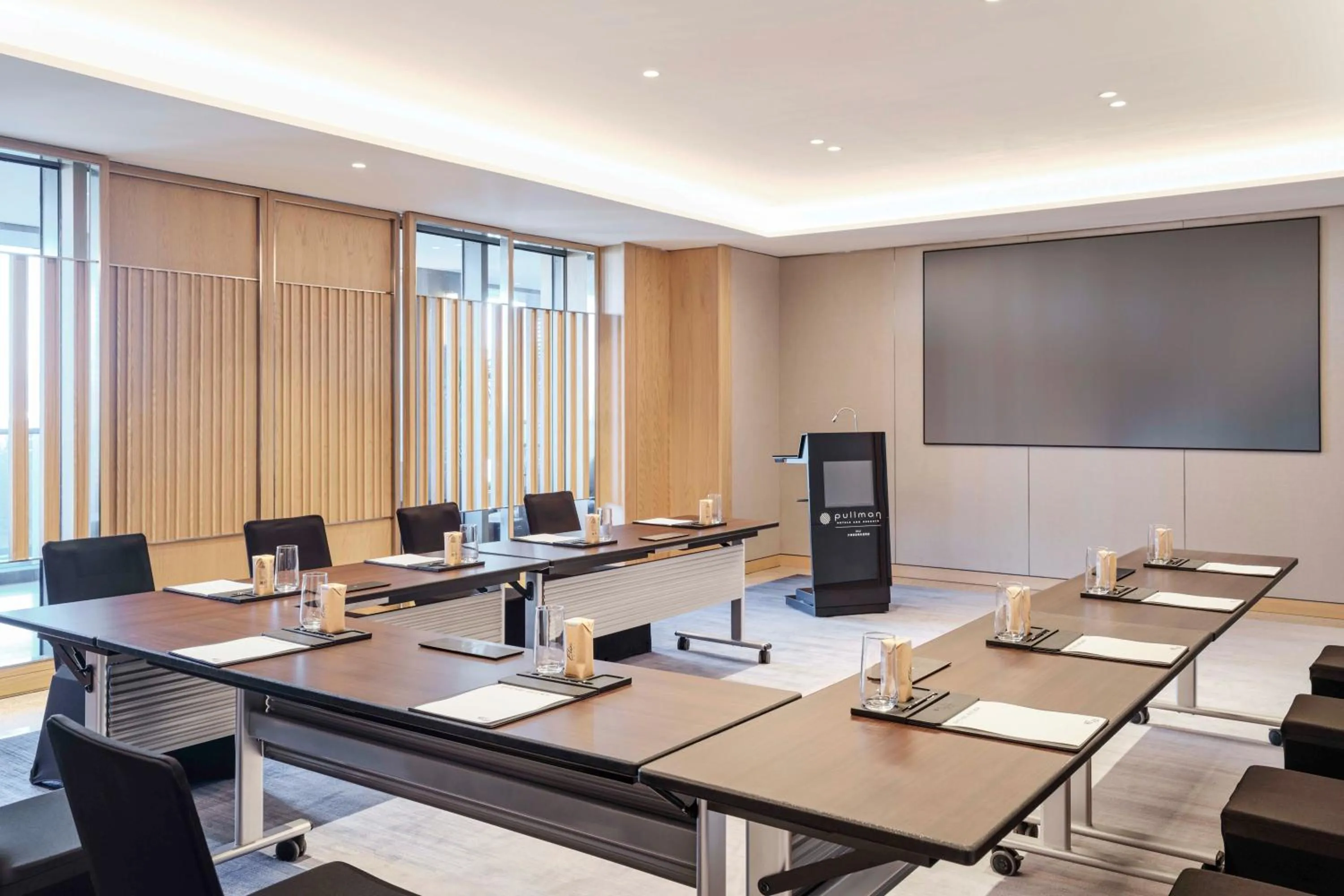 Meeting/conference room in Pullman Dali