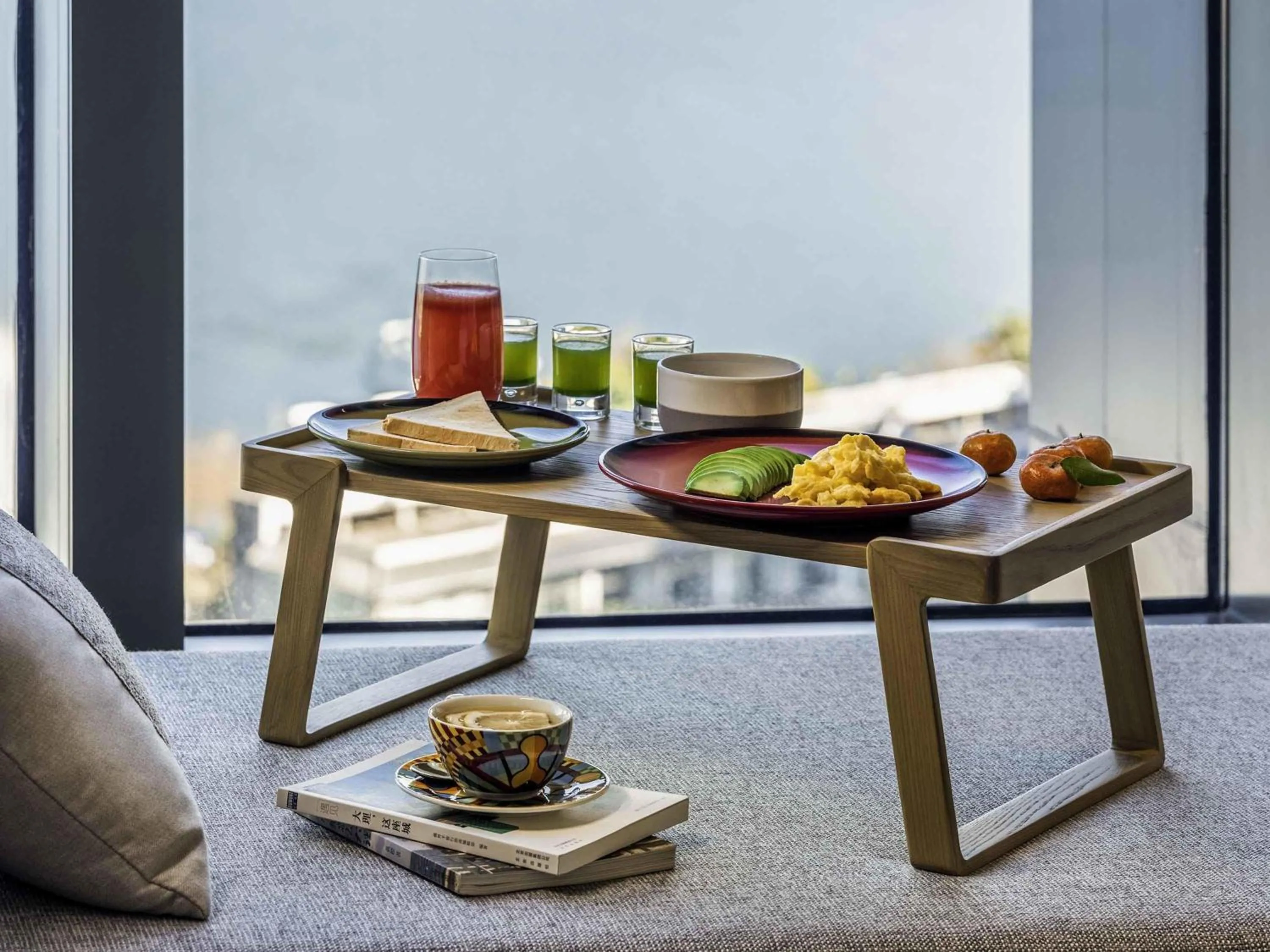 Breakfast in Pullman Dali