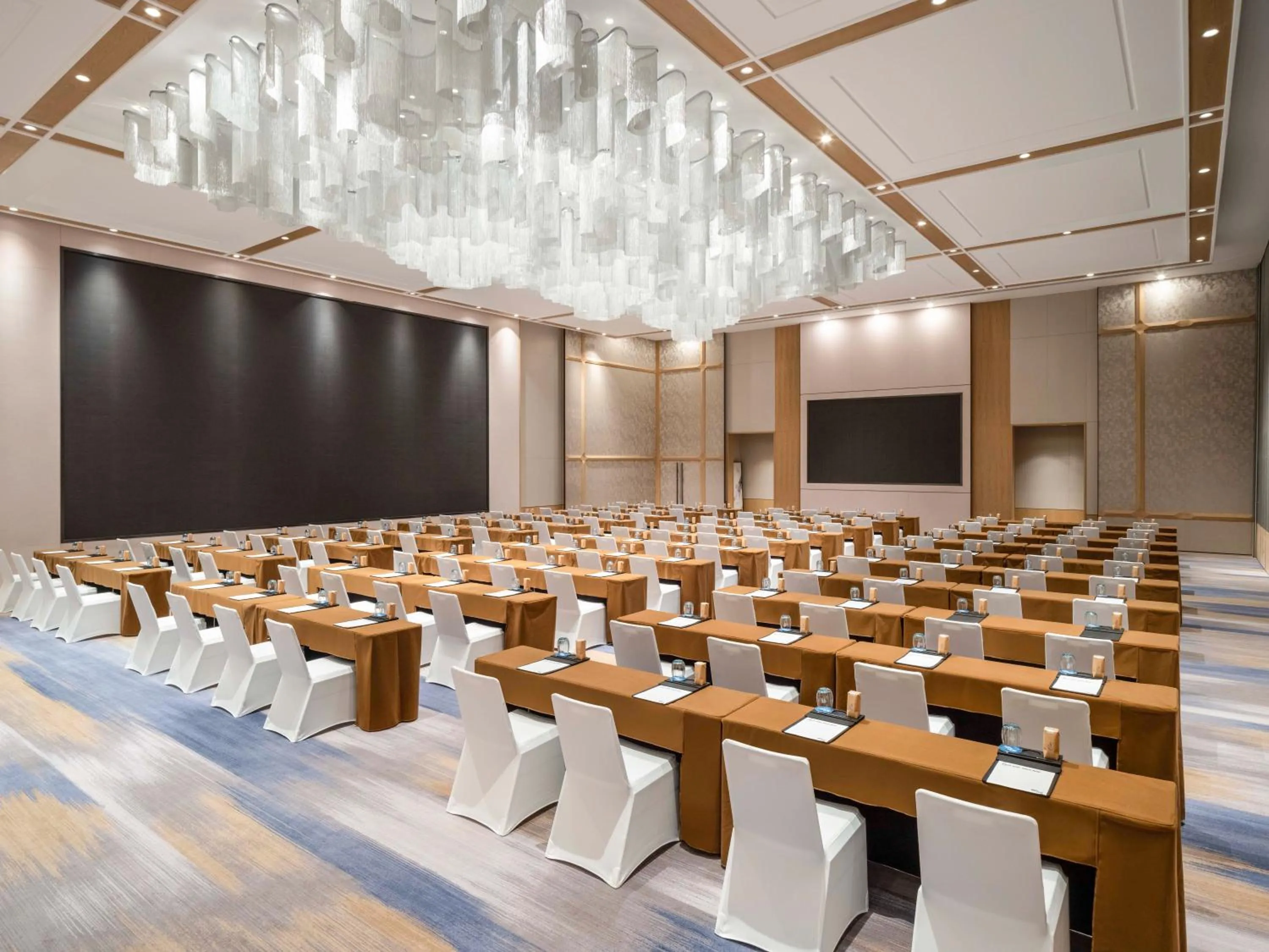 Banquet/Function facilities in Pullman Dali