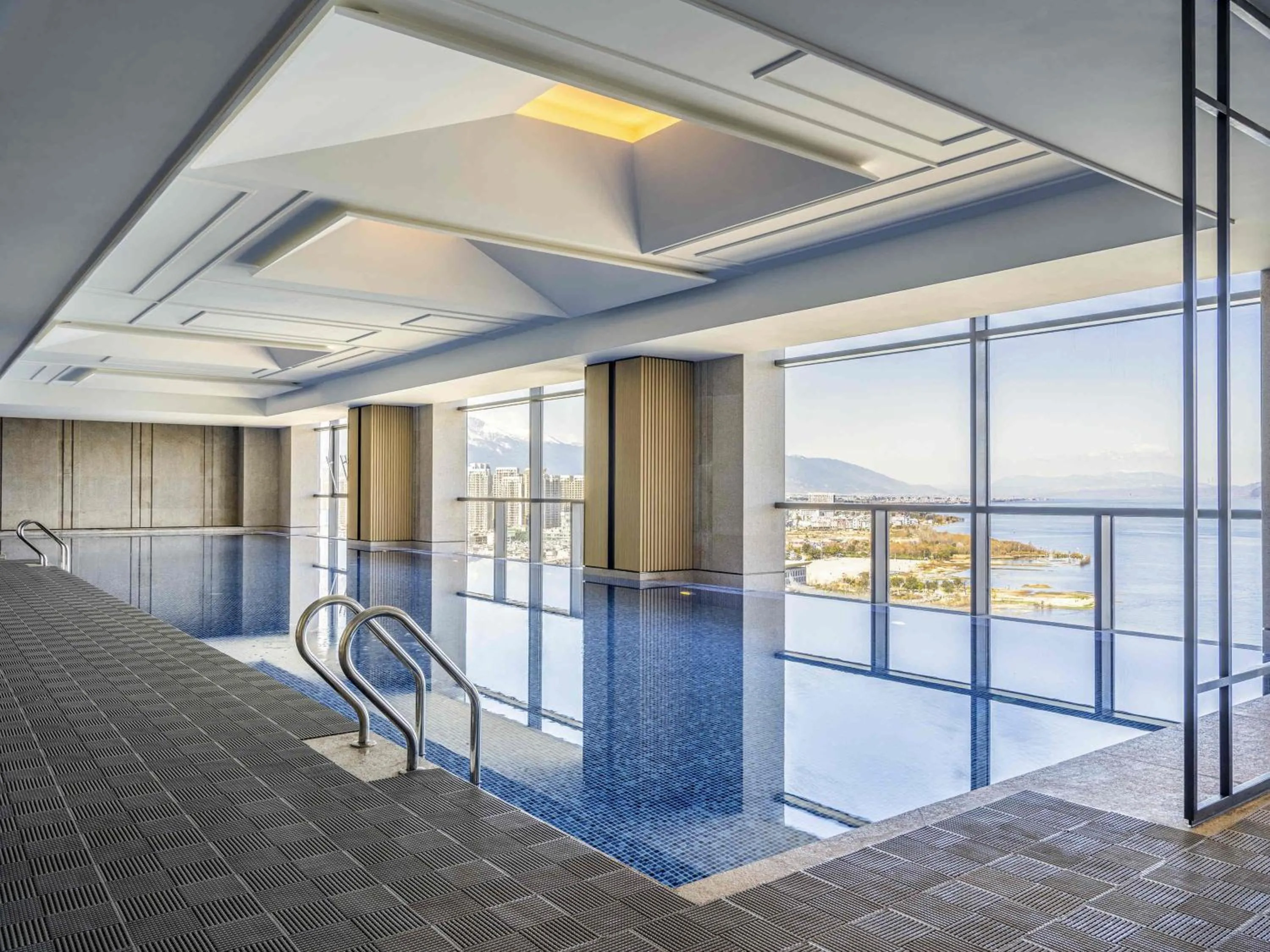 Other in Pullman Dali