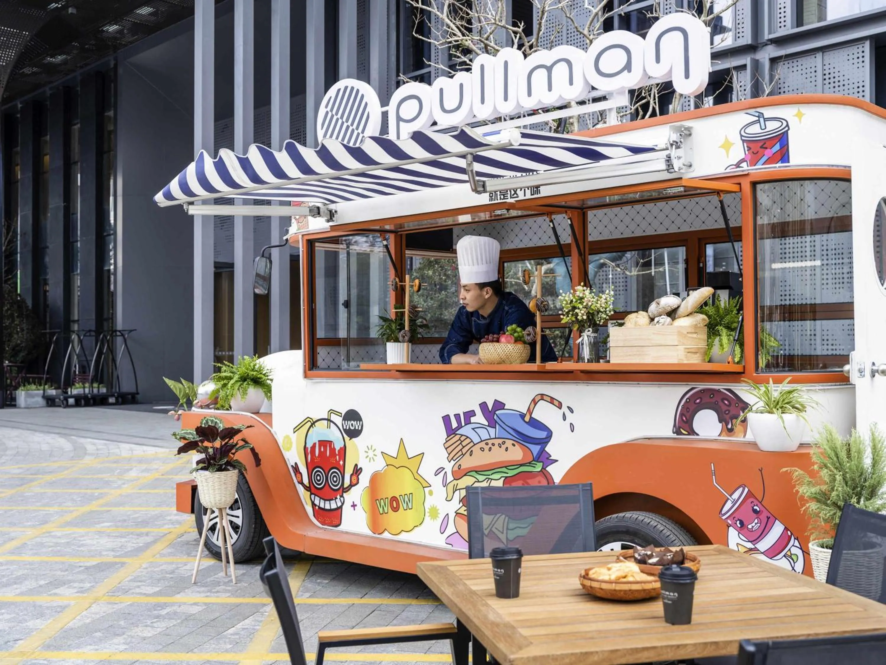 Other in Pullman Dali