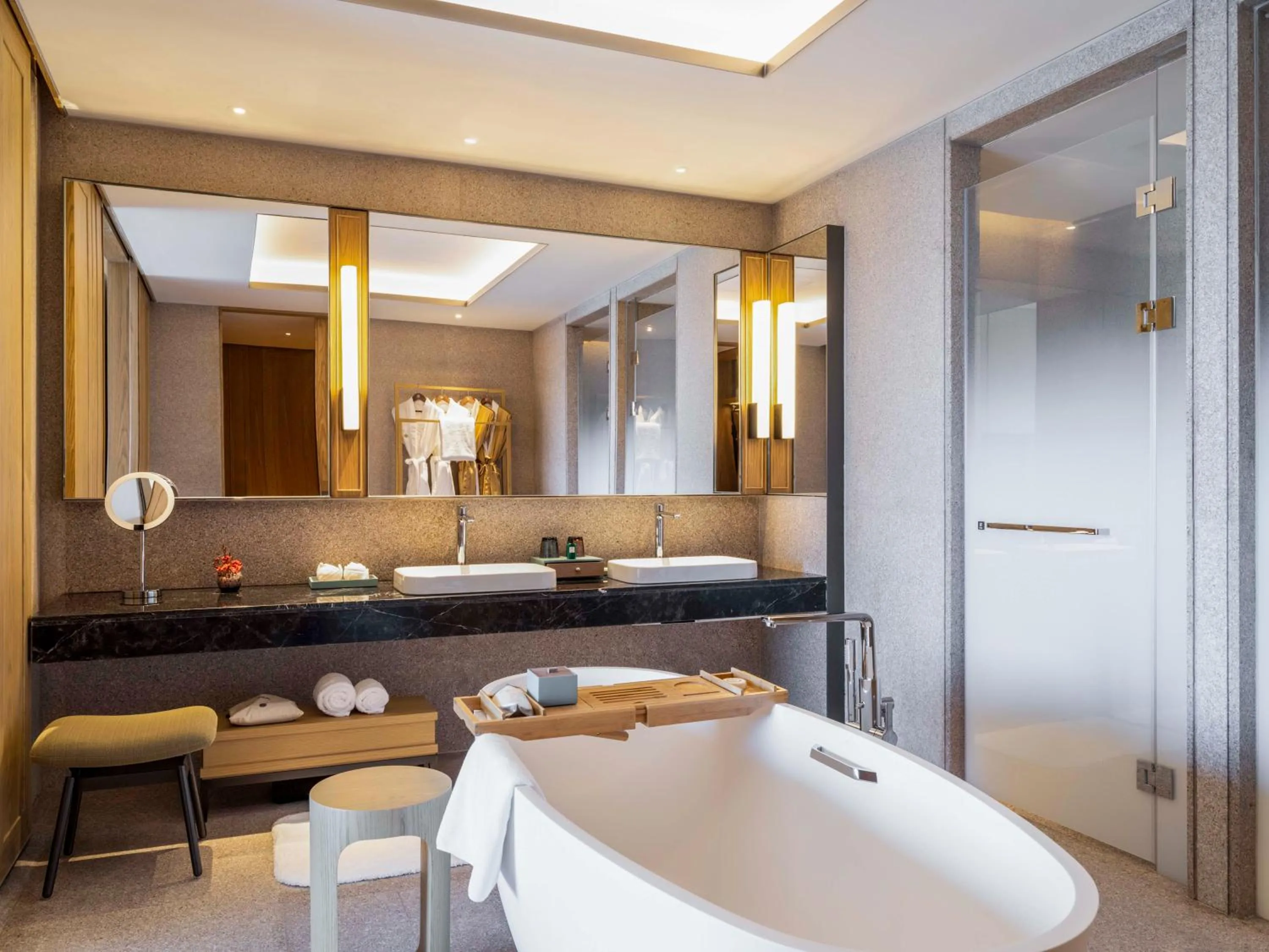 Bathroom in Pullman Dali