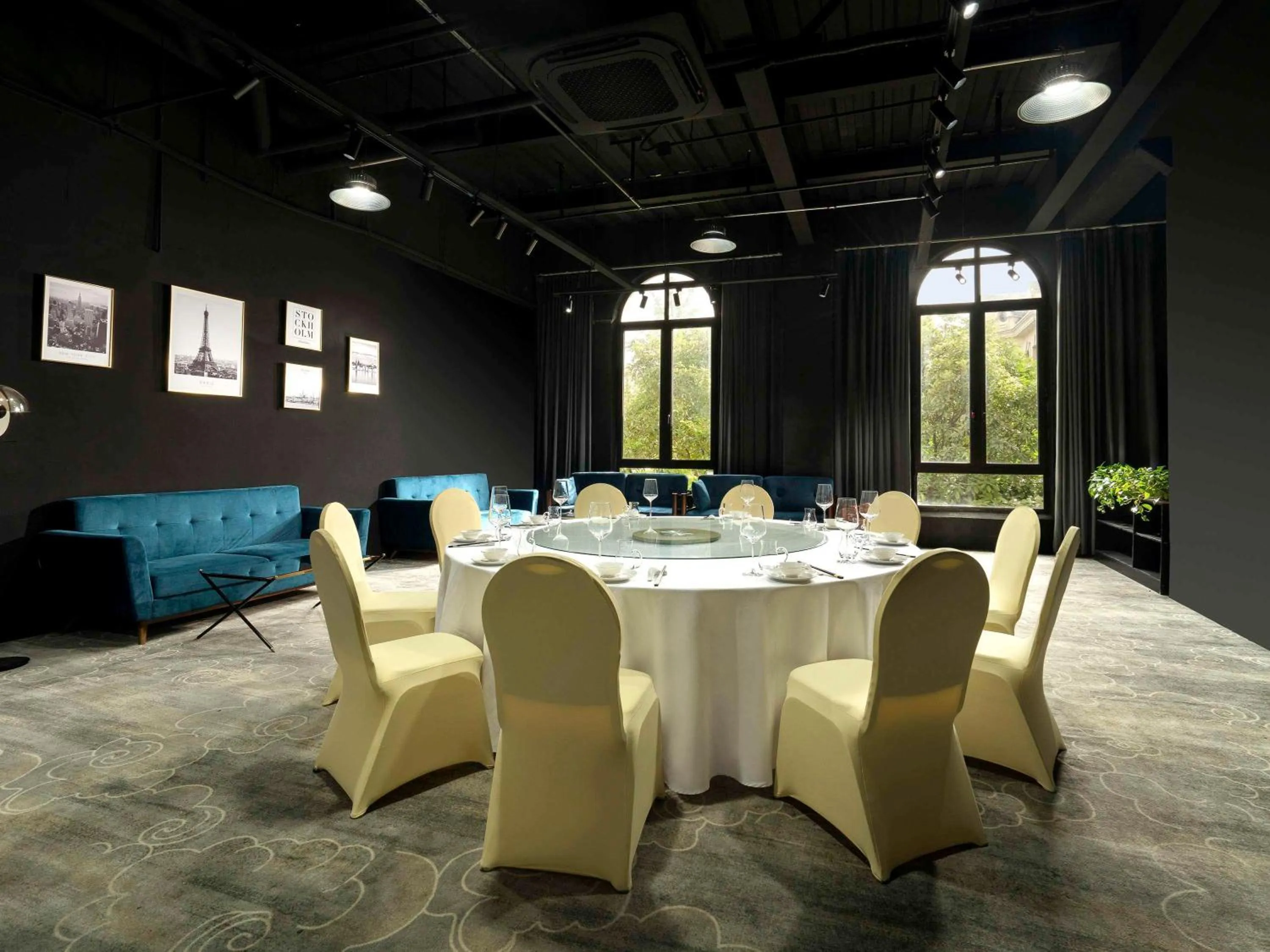 Meeting/conference room in Novotel Shanghai Hongqiao Exhibition