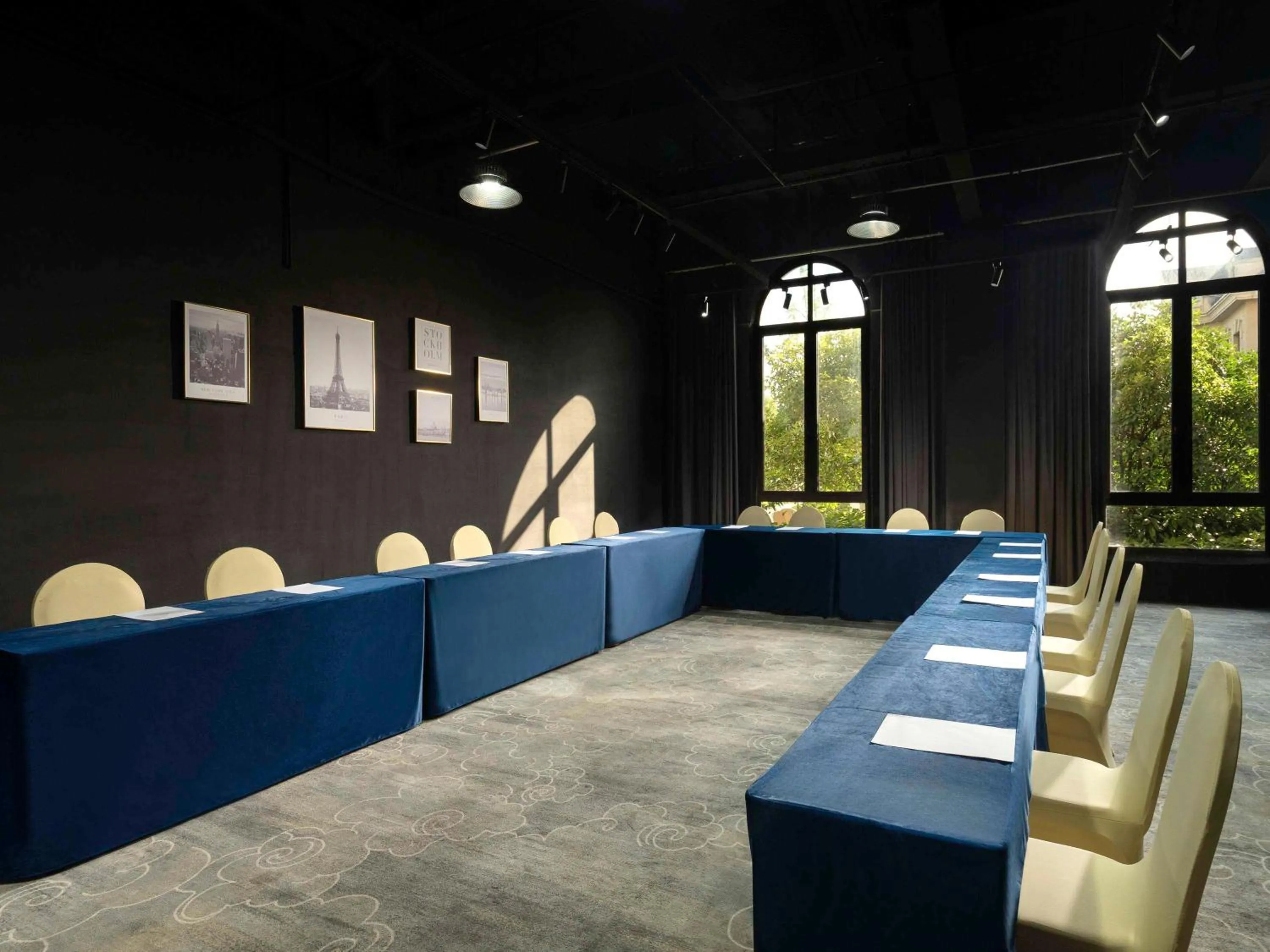 Meeting/conference room in Novotel Shanghai Hongqiao Exhibition