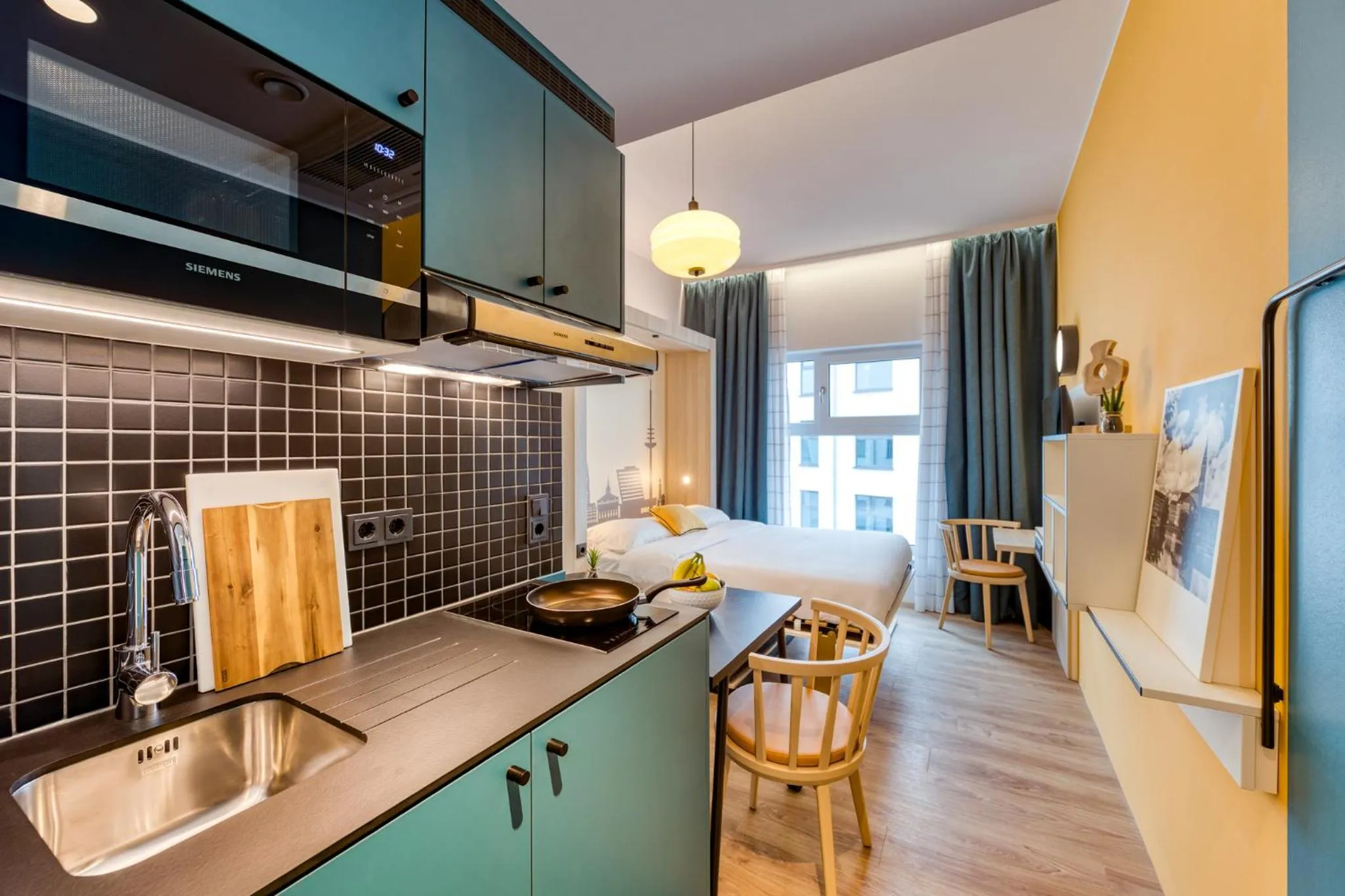 Kitchen or kitchenette in Aparthotel Adagio Access Kiel City
