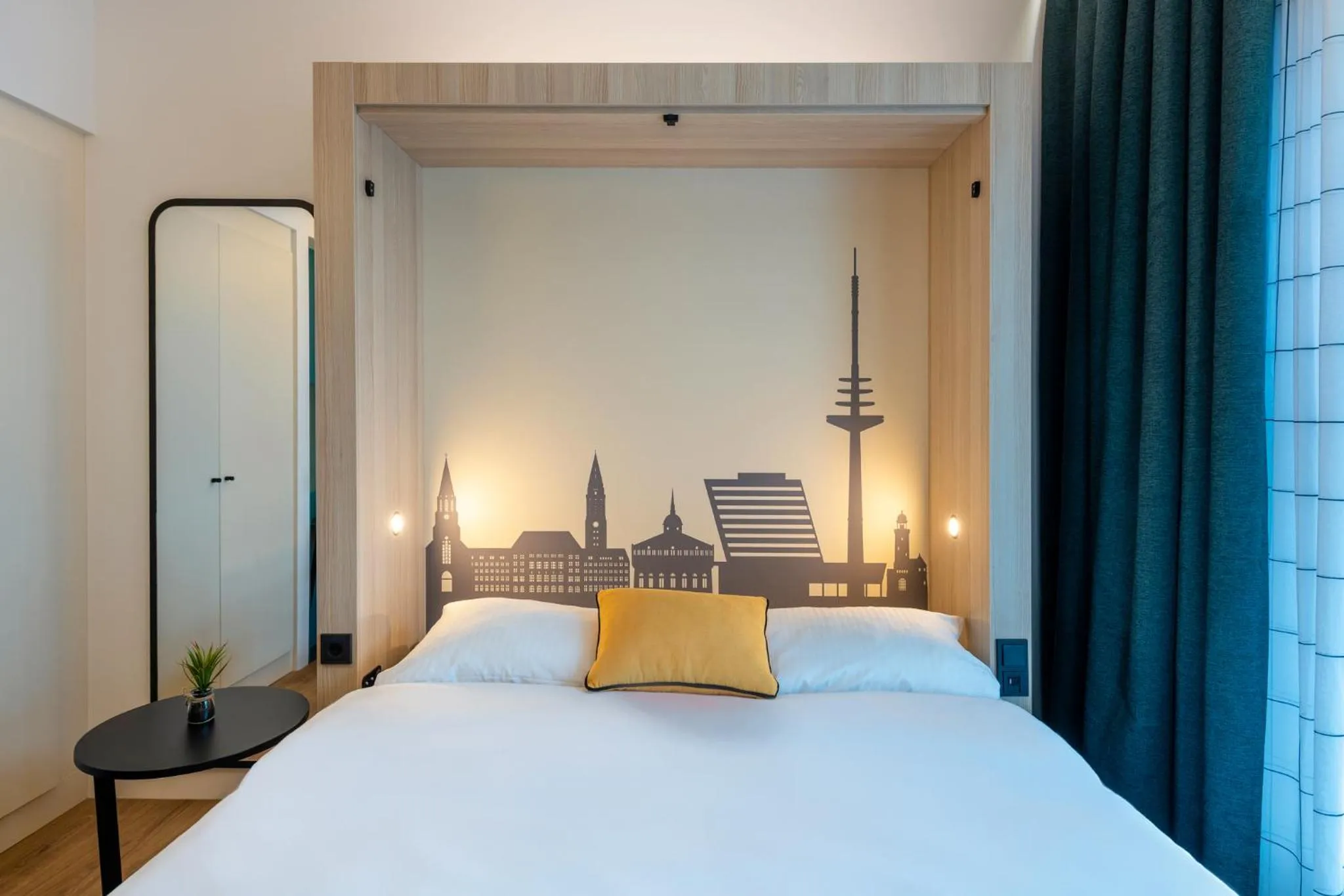 Bed in Aparthotel Adagio Access Kiel City