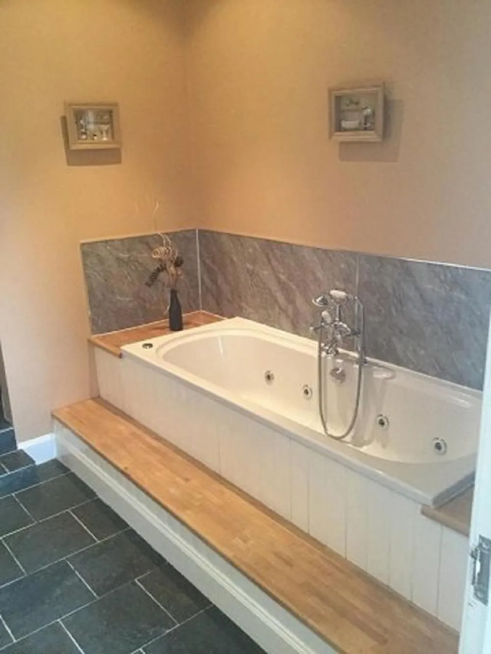 Bathroom in Belton House Holiday Home