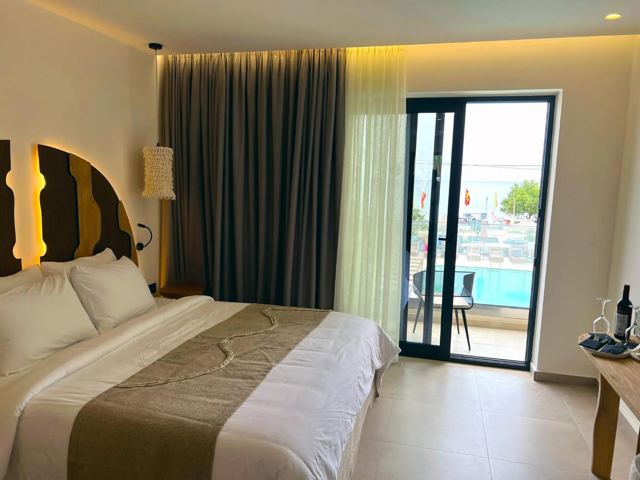 Bed in Cabana Blu Hotel & Suites