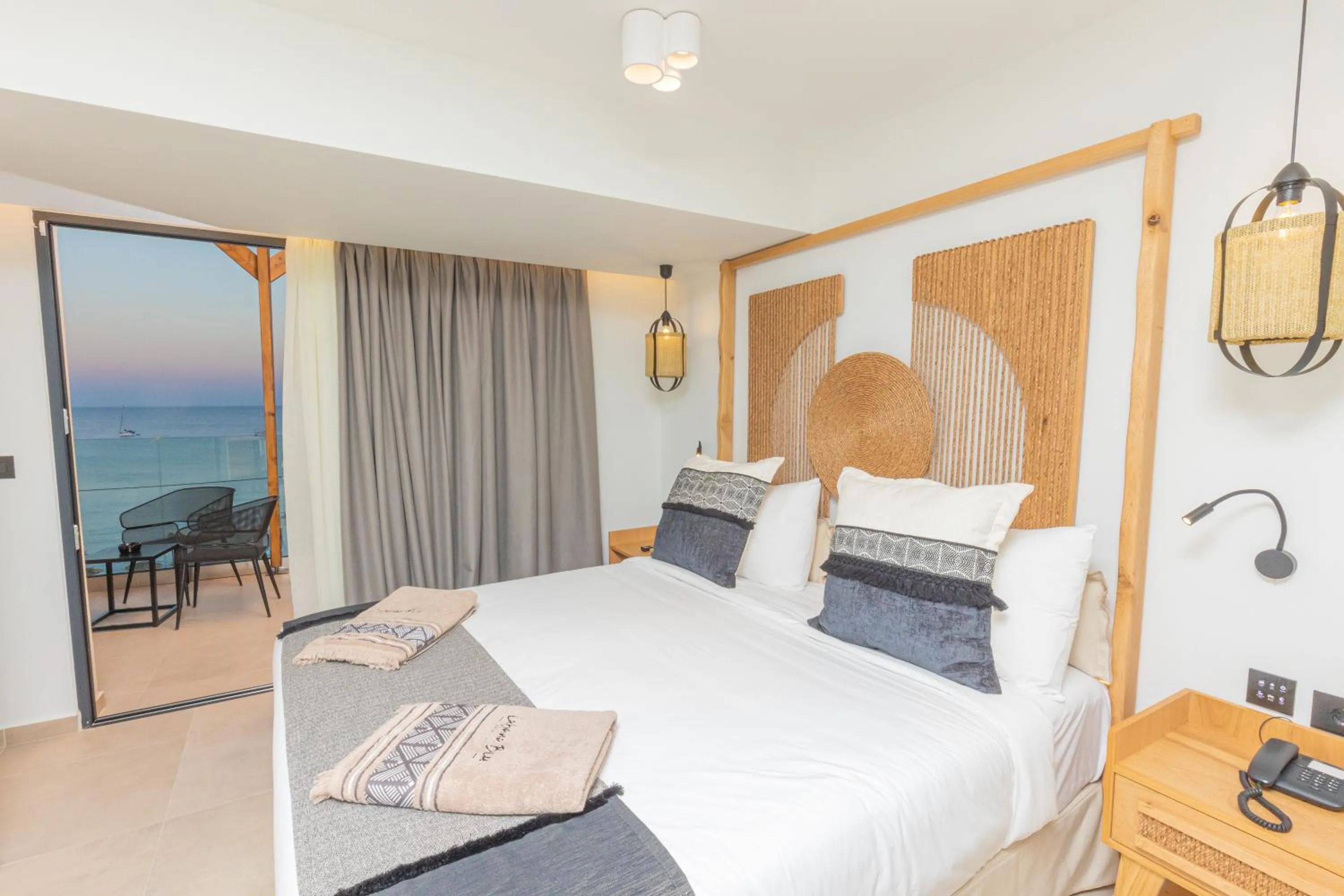 Bed in Cabana Blu Hotel & Suites