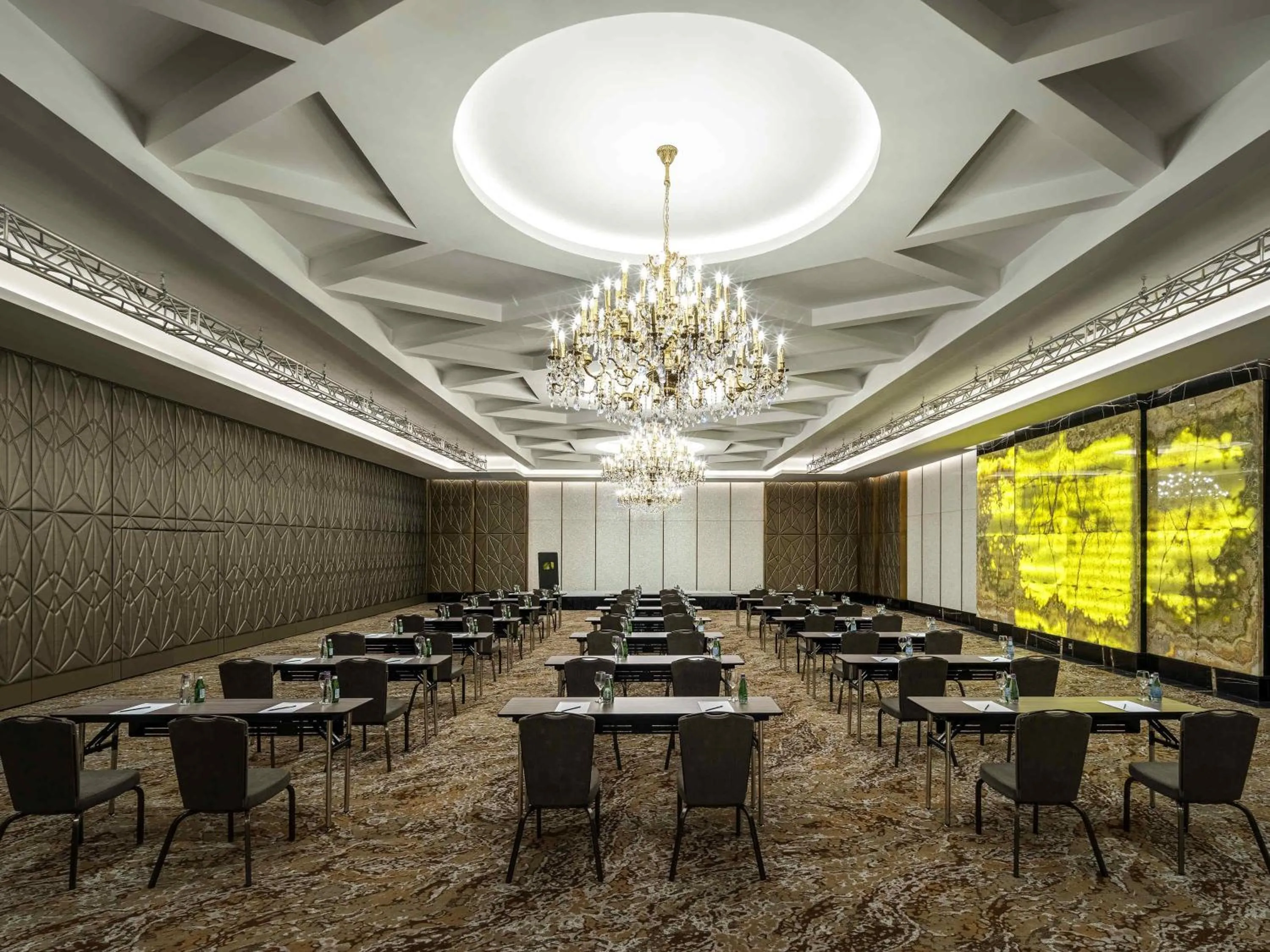 Meeting/conference room in Movenpick Hotel and Residences Riyadh