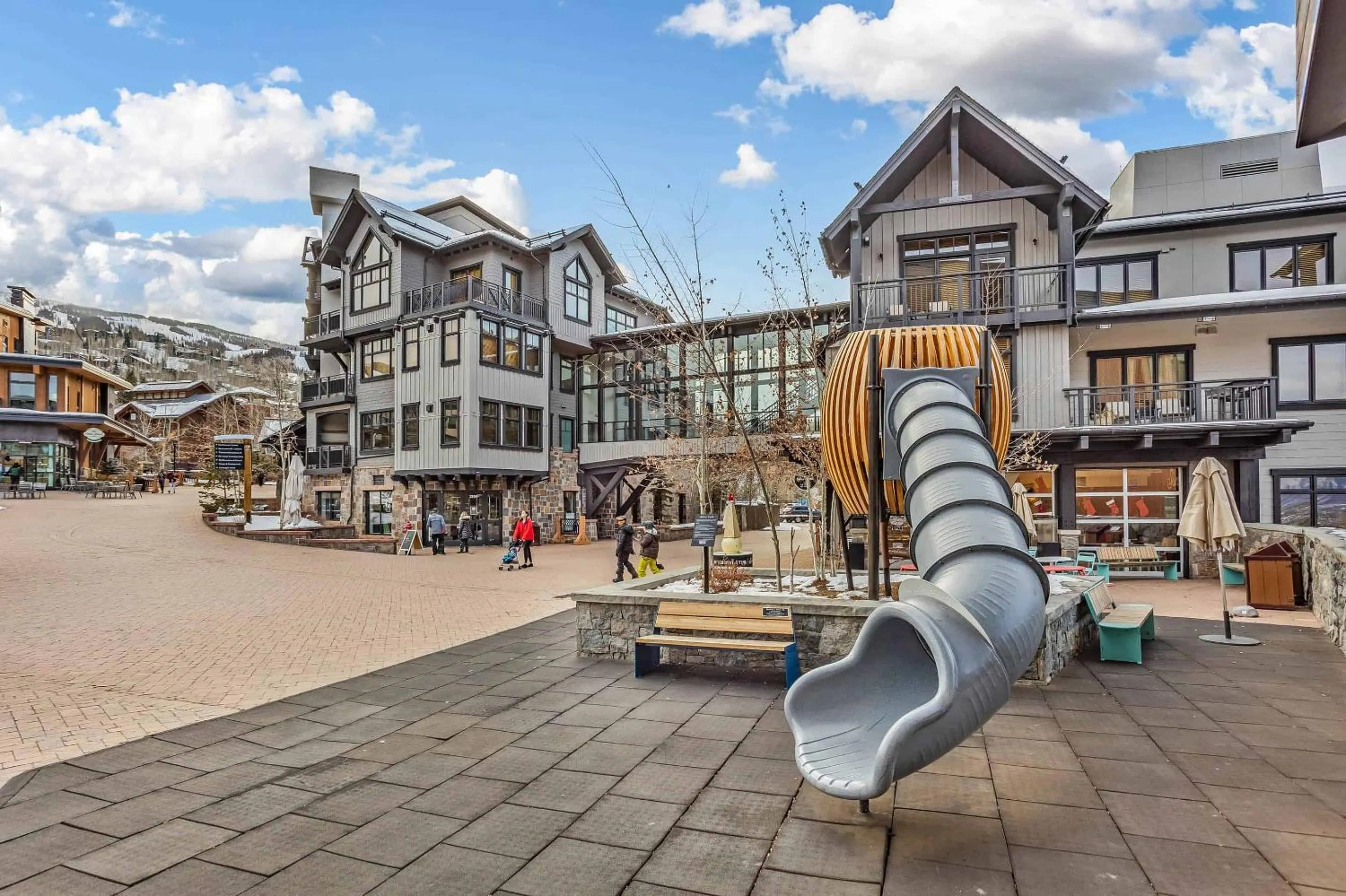 Property Building in Capitol Peak Lodge, a Destination by Hyatt Residence