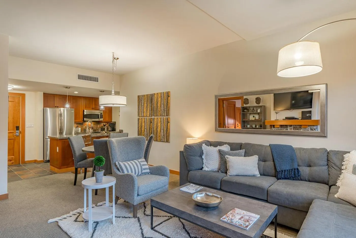 Living room, Seating Area in Capitol Peak Lodge, a Destination by Hyatt Residence