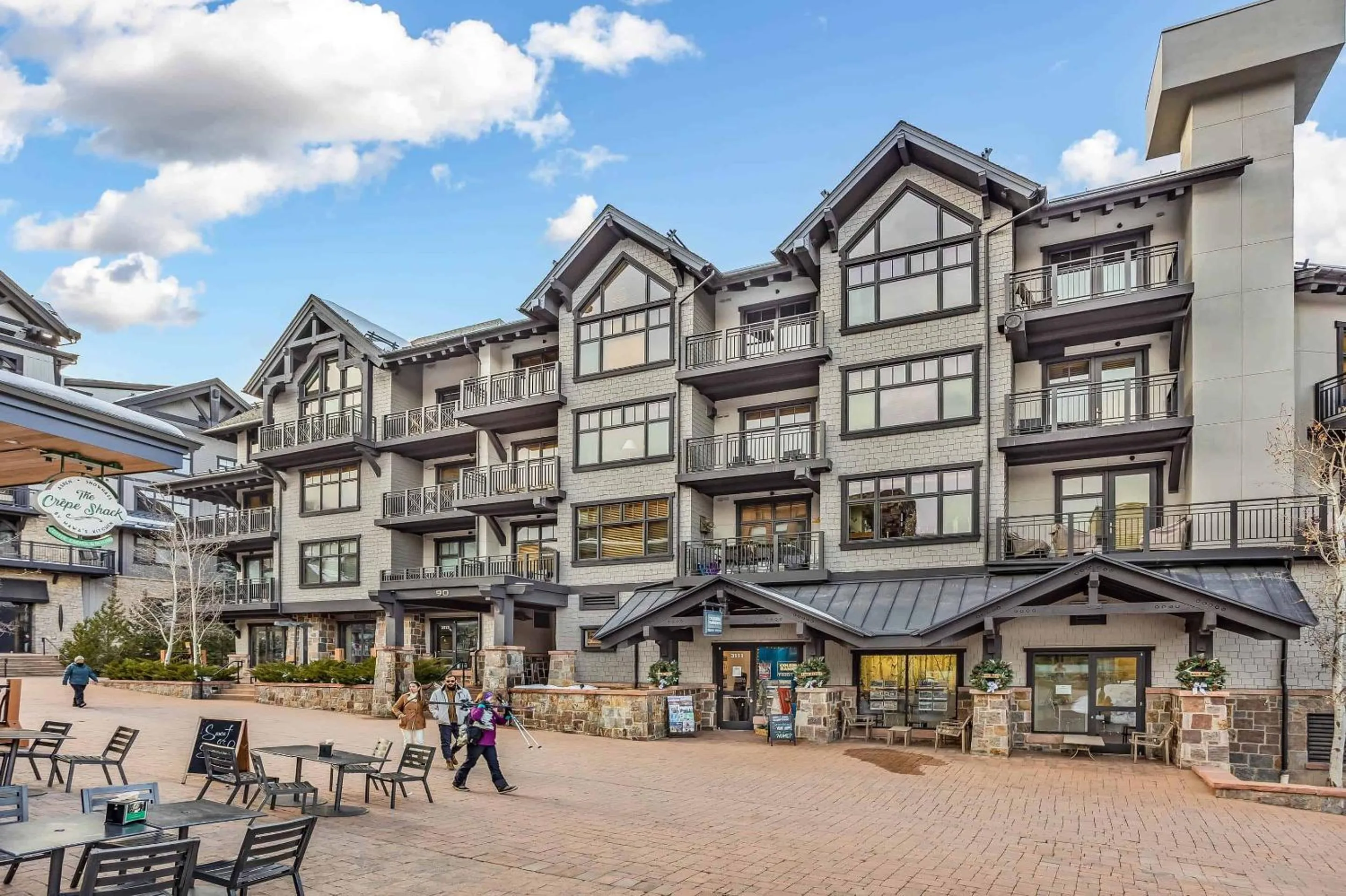 Property Building in Capitol Peak Lodge, a Destination by Hyatt Residence