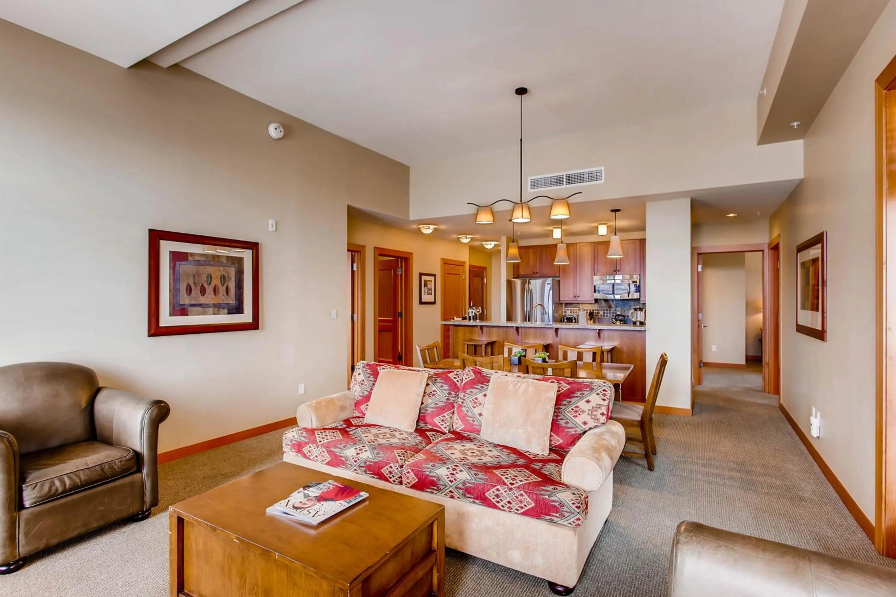 Living room, Seating Area in Capitol Peak Lodge, a Destination by Hyatt Residence