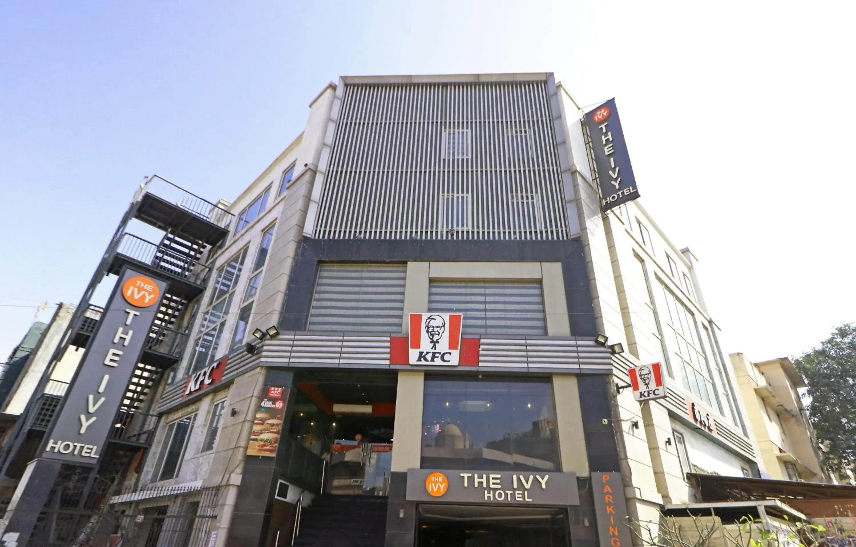 Superior King Room in The IVY Grand Hotel - 5 Minutes from Connaught Place and New Delhi Railway Station With Free Secured Parking Superior King Room in The IVY Grand Hotel - 5 Minutes from Connaught Place and New Delhi Railway Station With Free Secured Parking