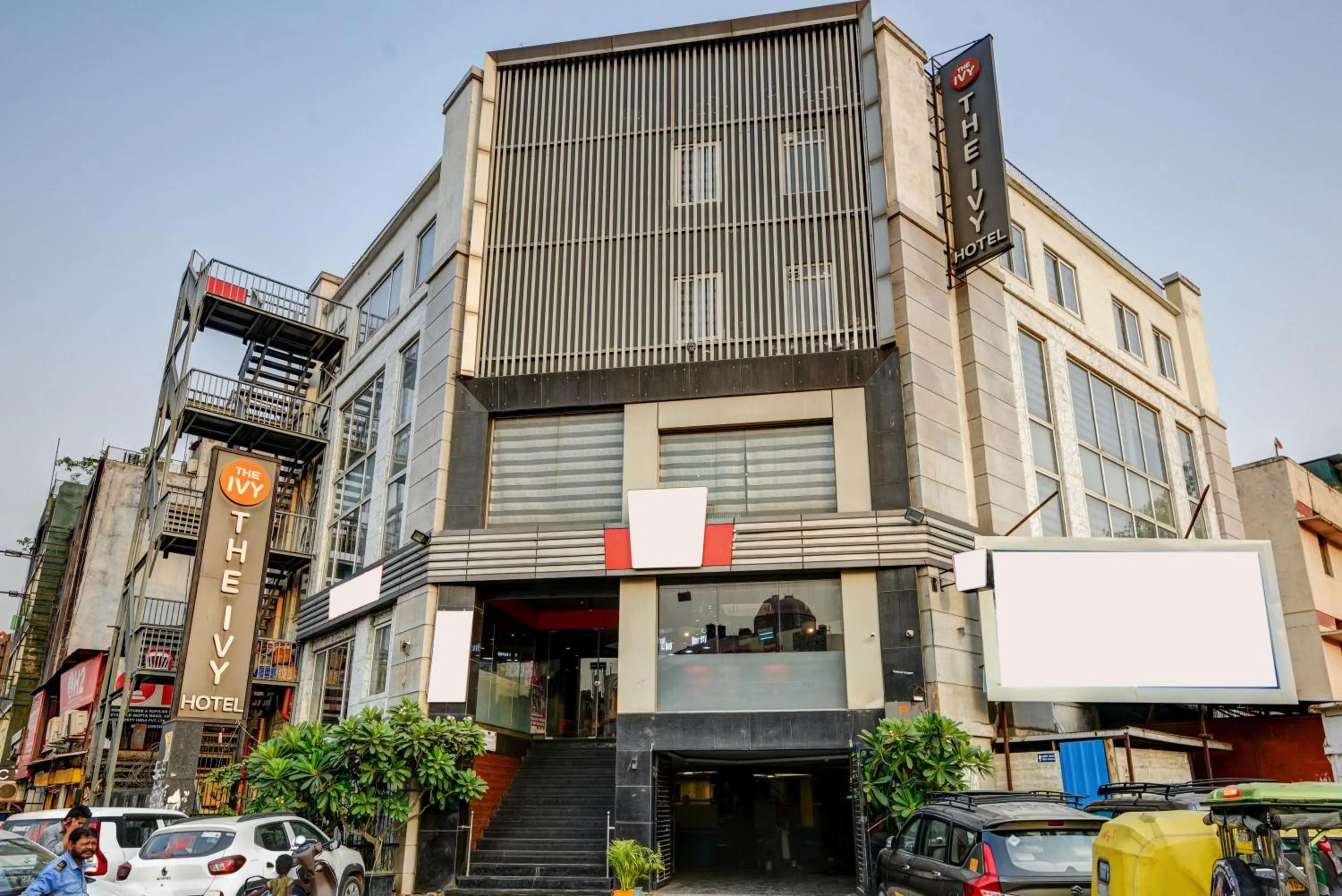 Property building in The IVY Grand Hotel - 5 Minutes from Connaught Place and New Delhi Railway Station With Free Secured Parking