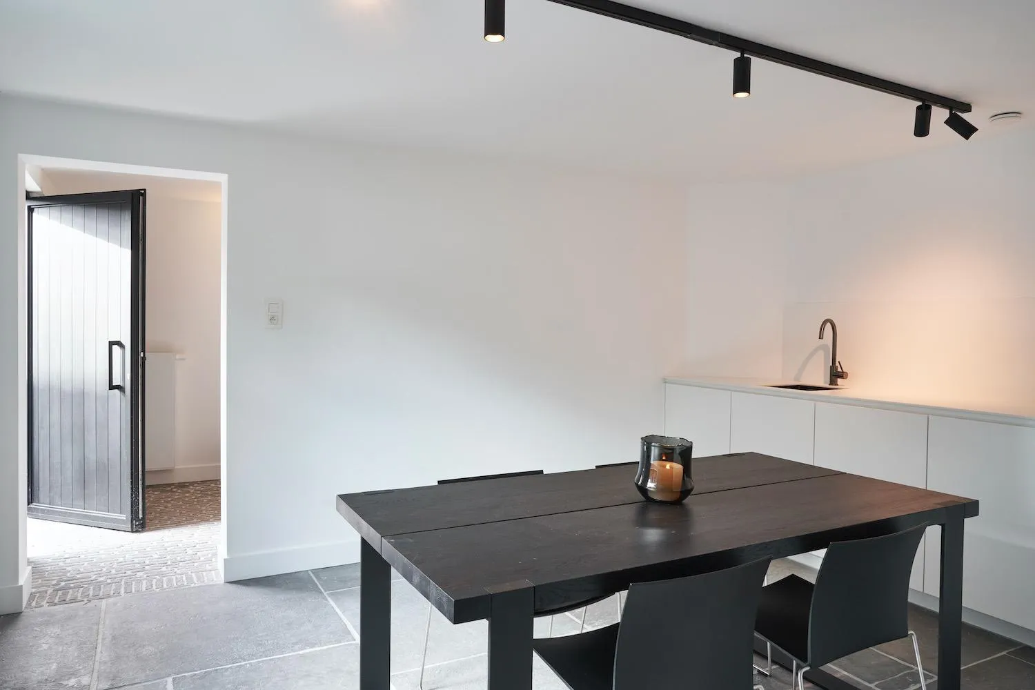 Dining area in Moleneinde 10