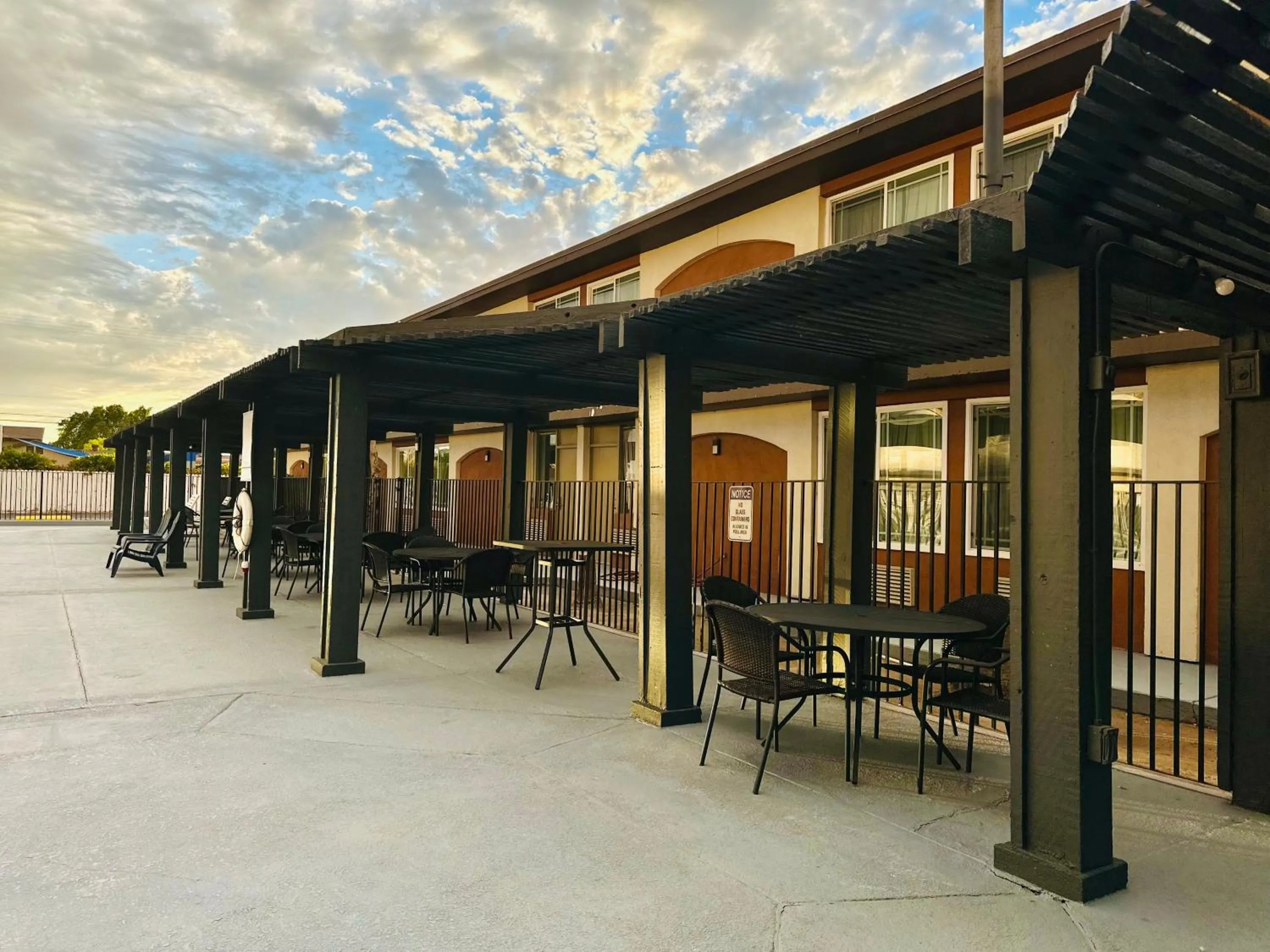 Patio in Ocotillo Inn