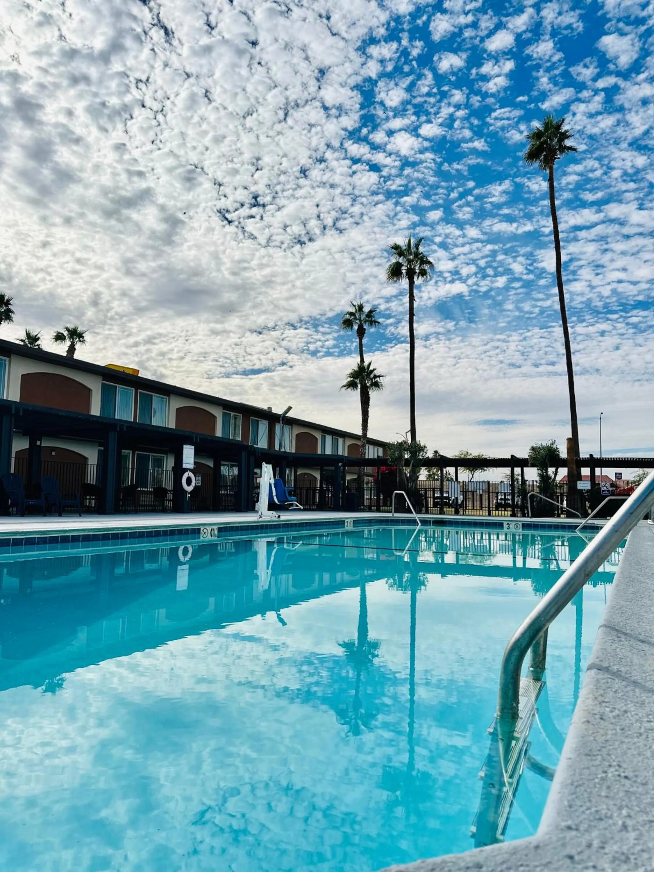 Pool view in Ocotillo Inn