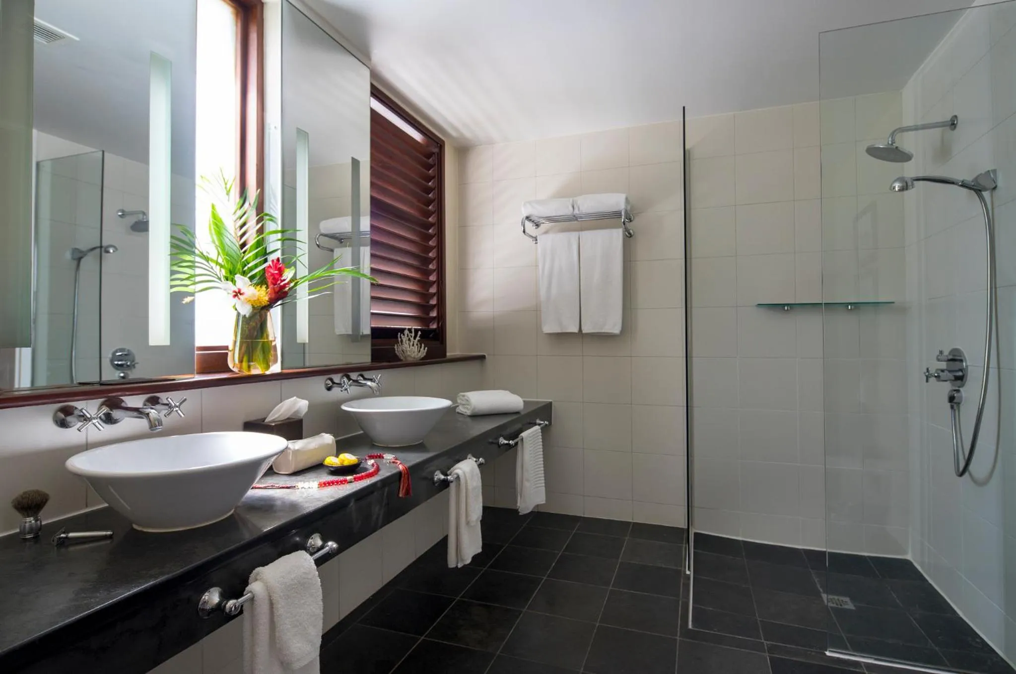 Shower in Zoetry Marigot Bay - All Inclusive