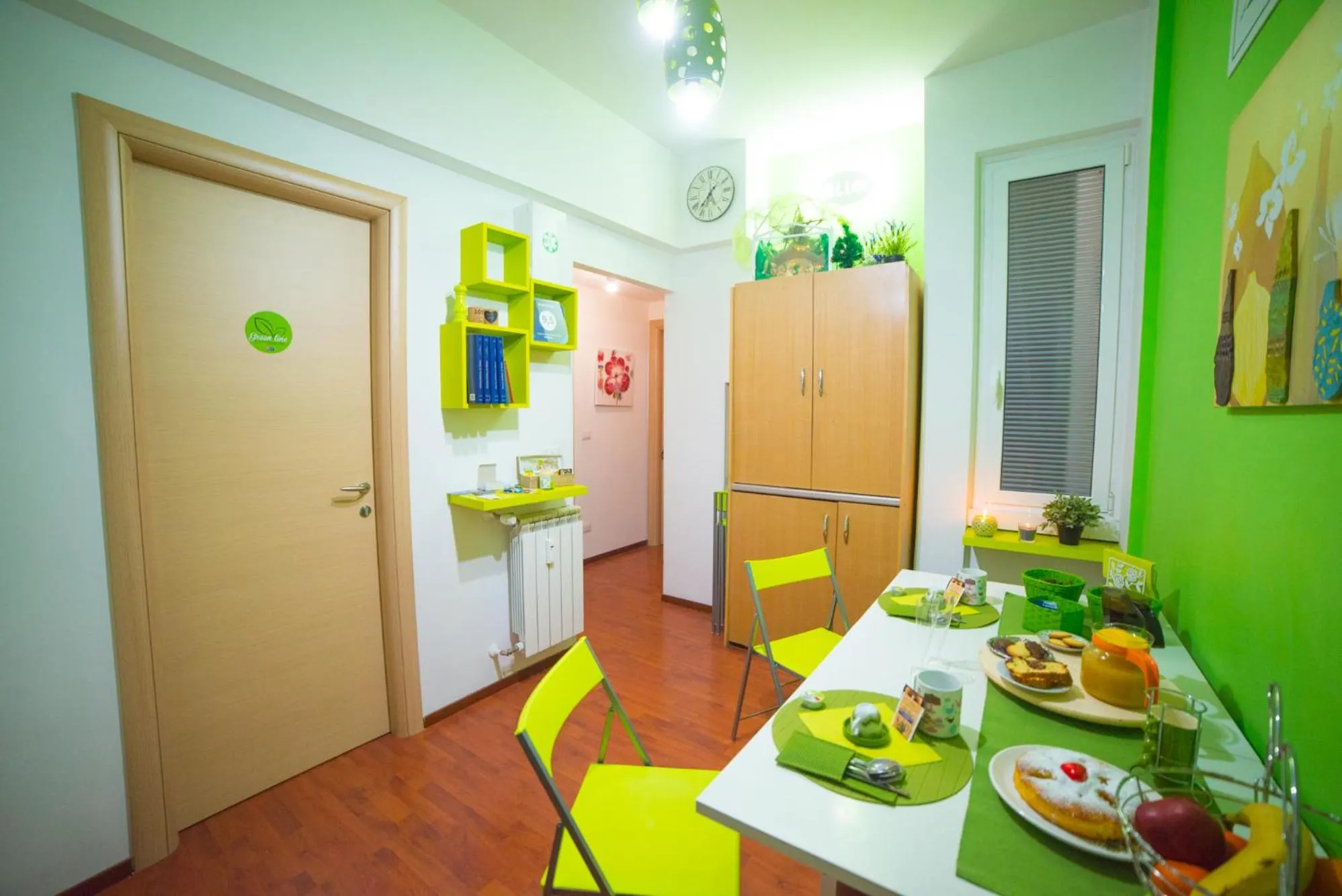 Coffee/tea facilities in Green Line