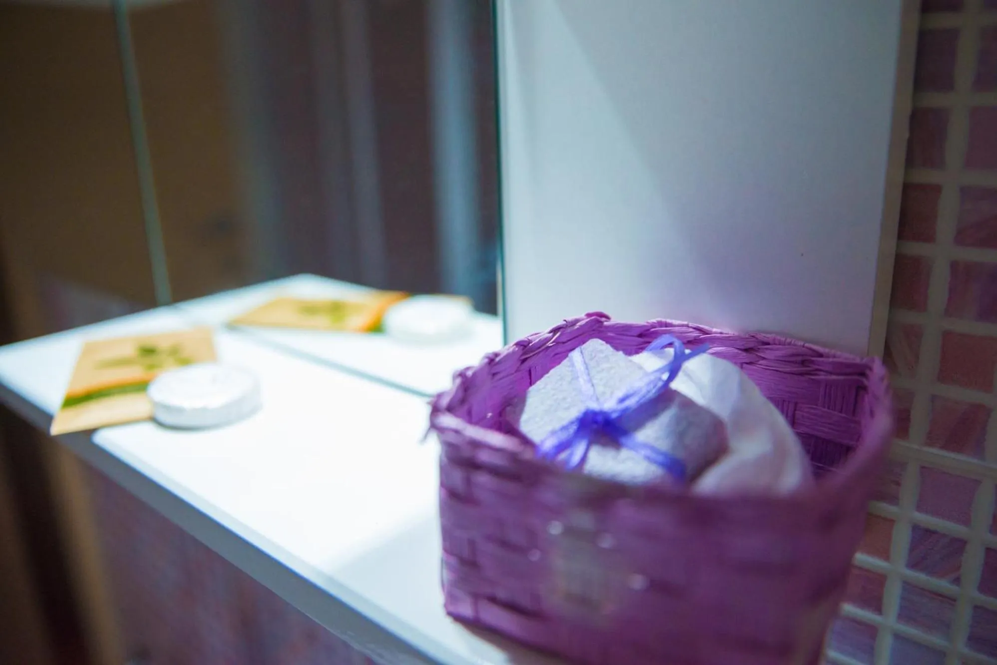 Shower in Green Line