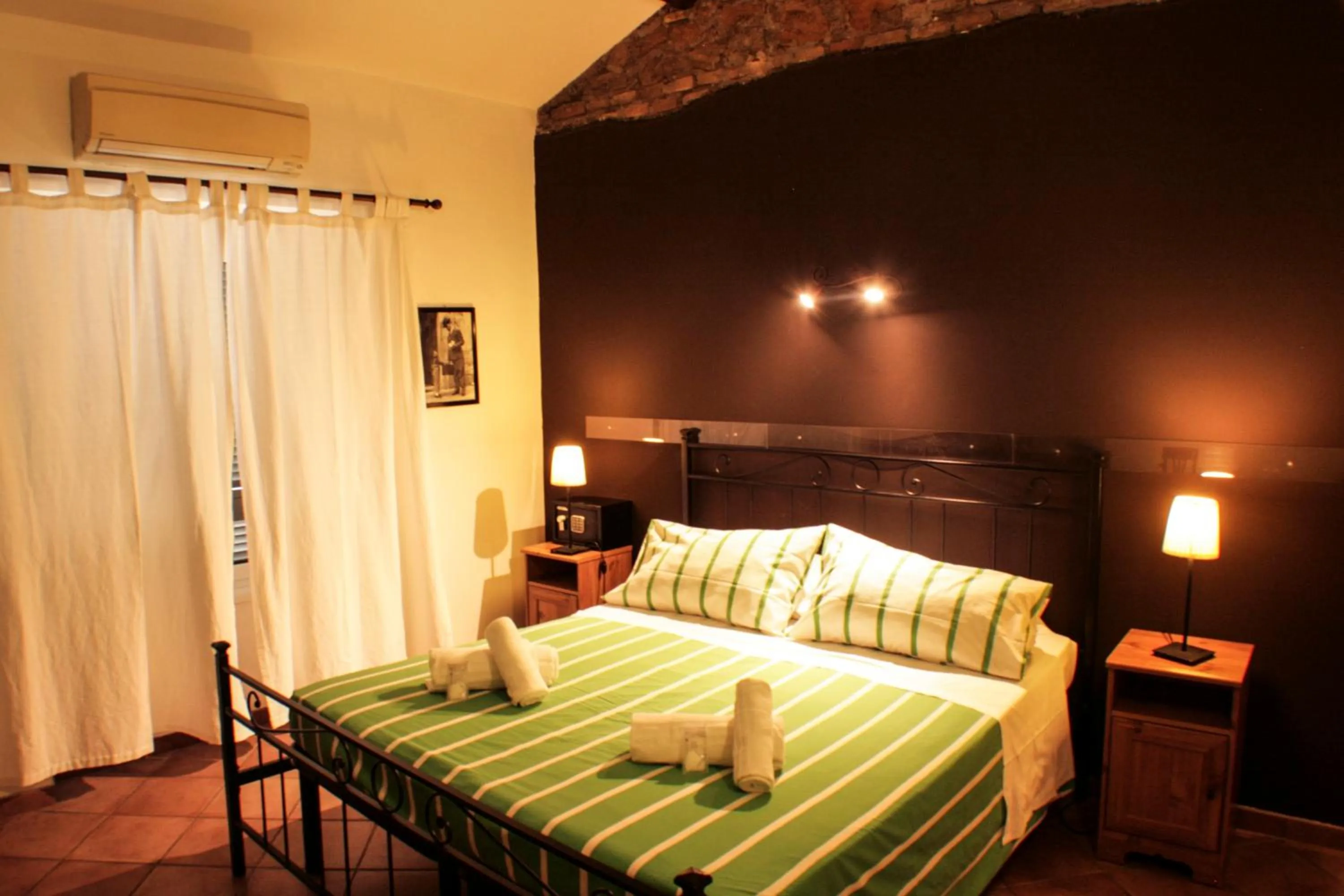 Bed in Sixtythree guesthouse