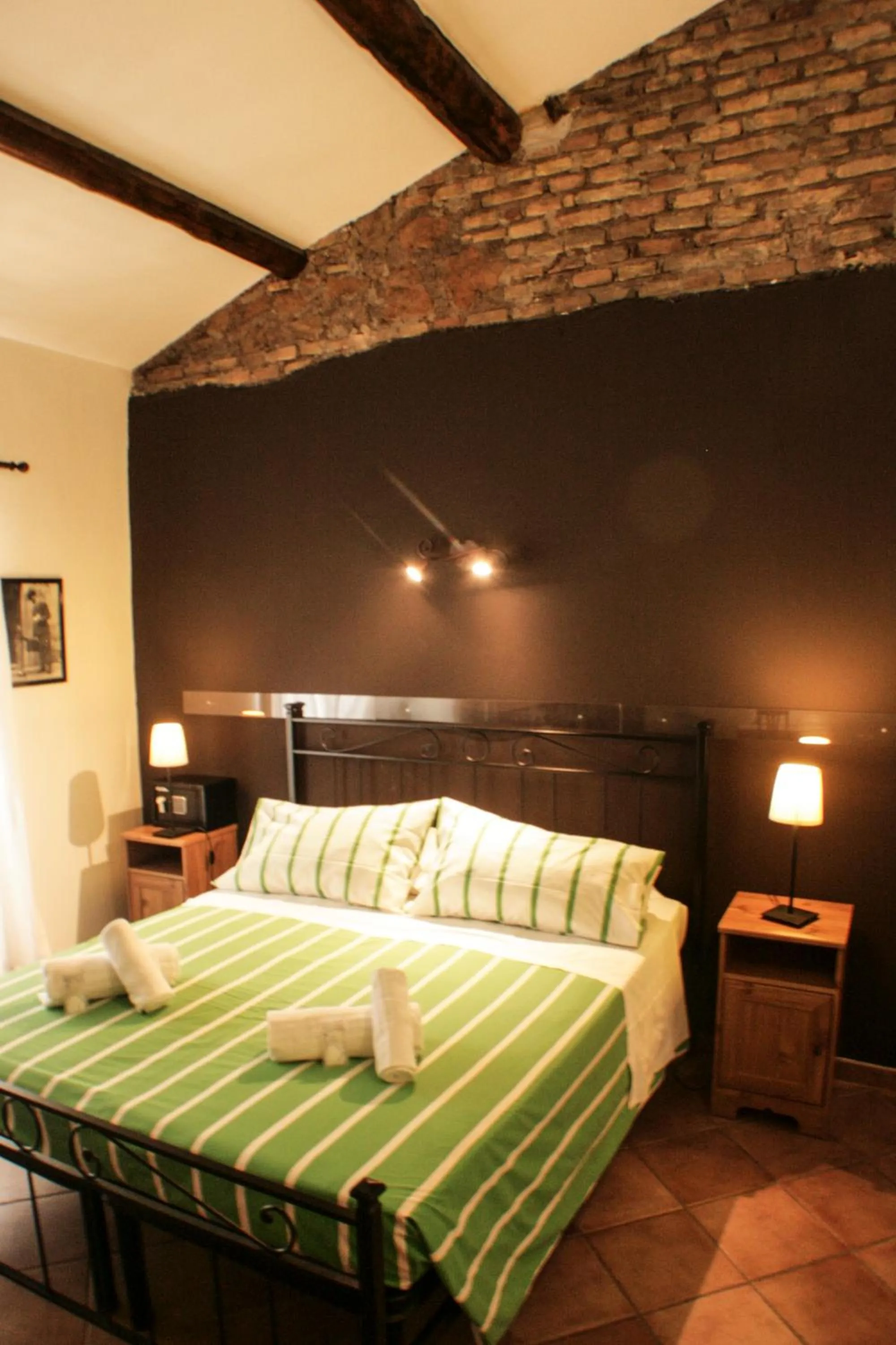 Photo of the whole room, Bed in Sixtythree guesthouse