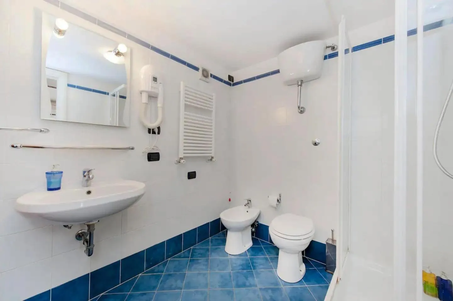 Bathroom in Sixtythree guesthouse