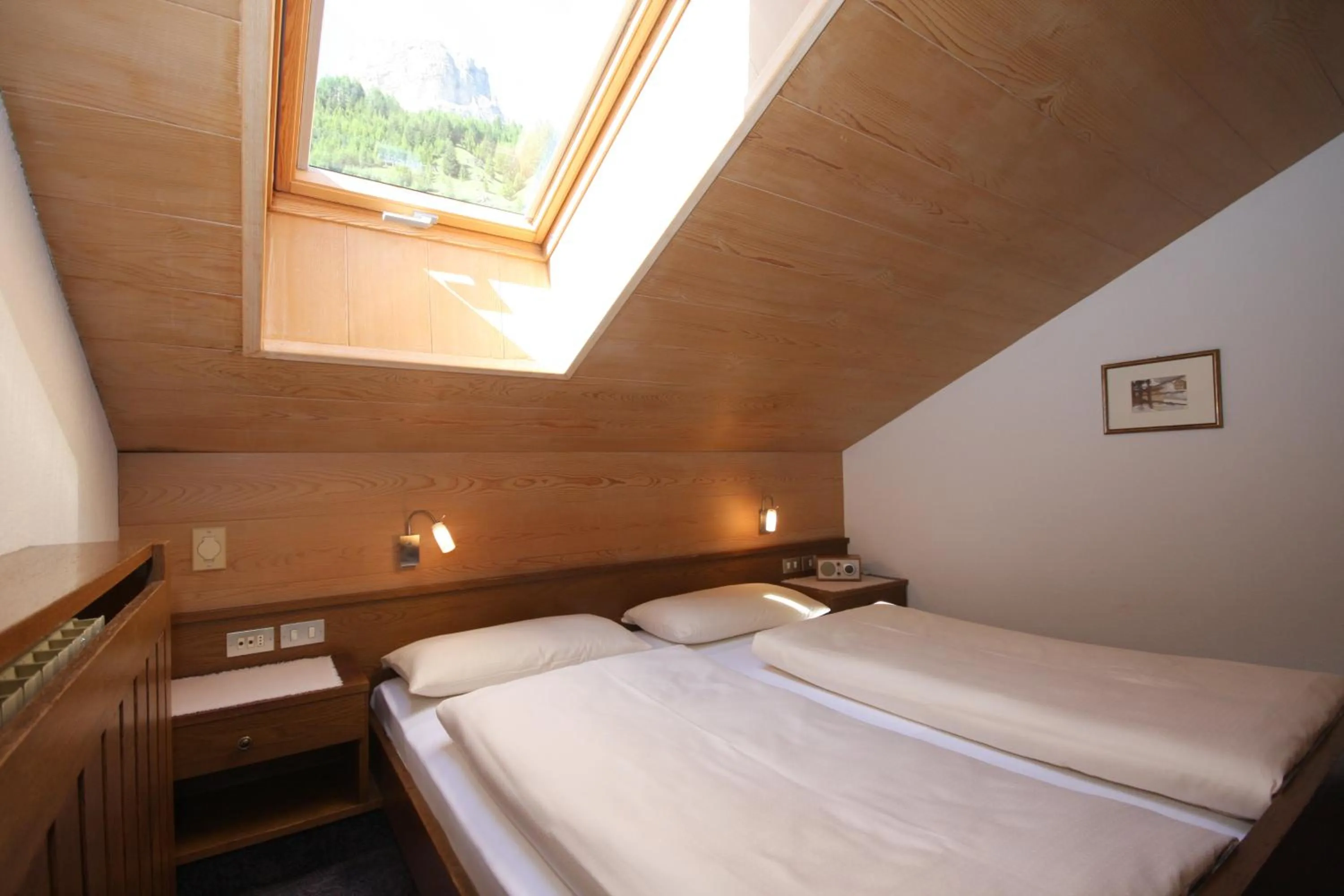 Bedroom, Bed in Apartments Residence Alta Badia