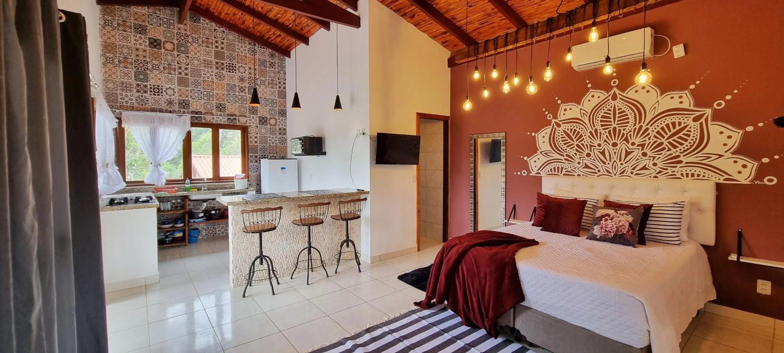 Seating area, Bed in Chalés Pura Vida