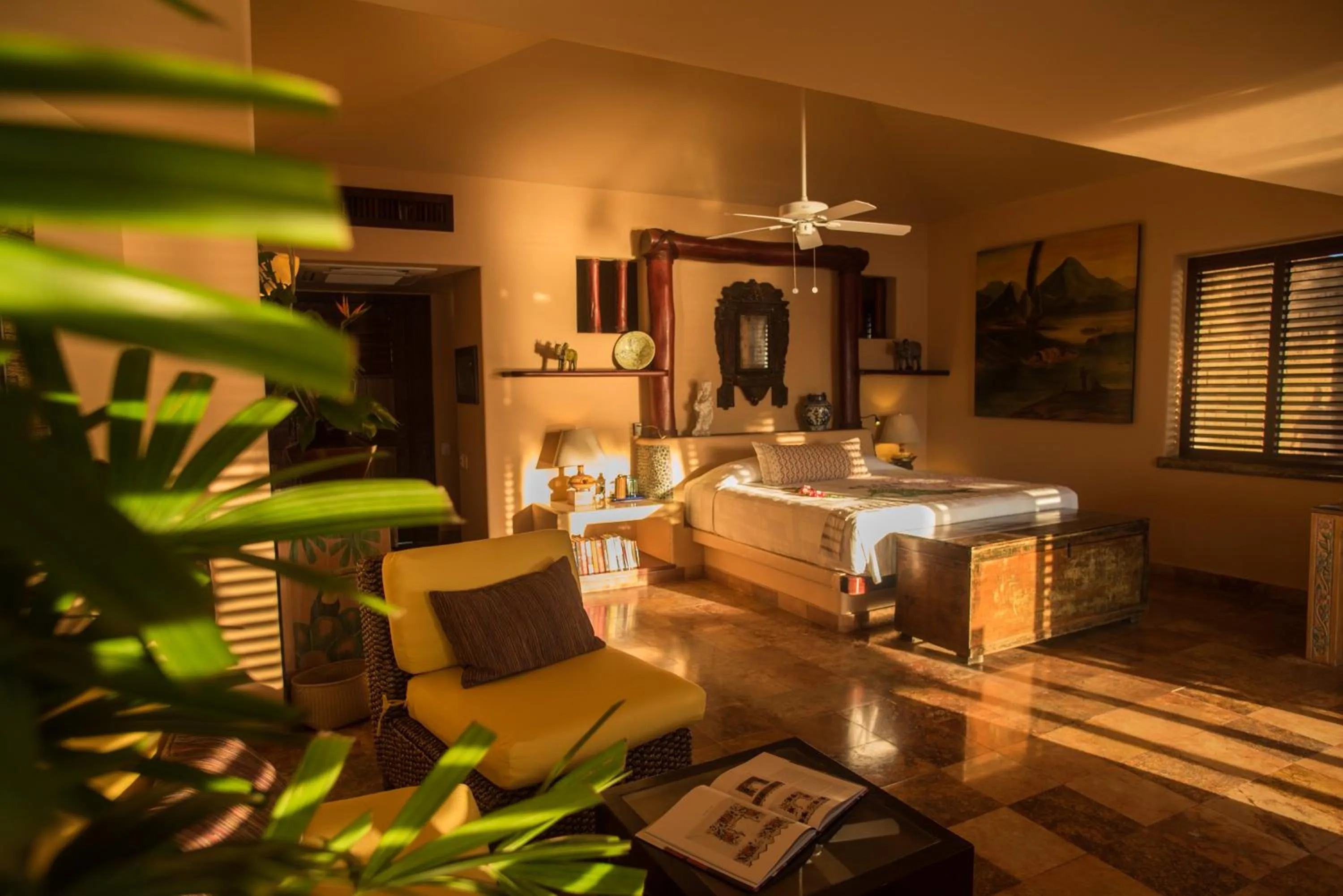 Bedroom in La Casa Que Canta