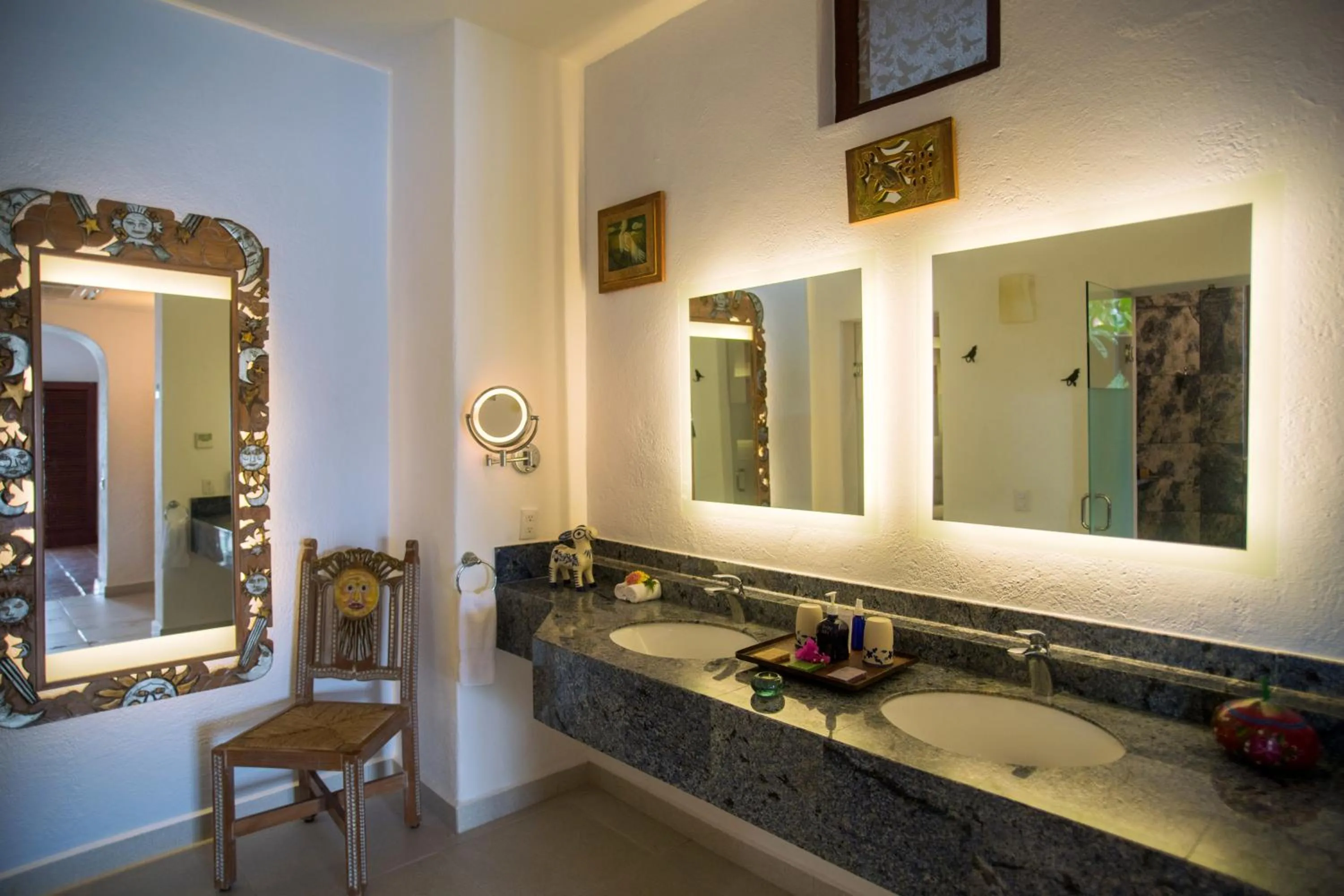 Bathroom in La Casa Que Canta