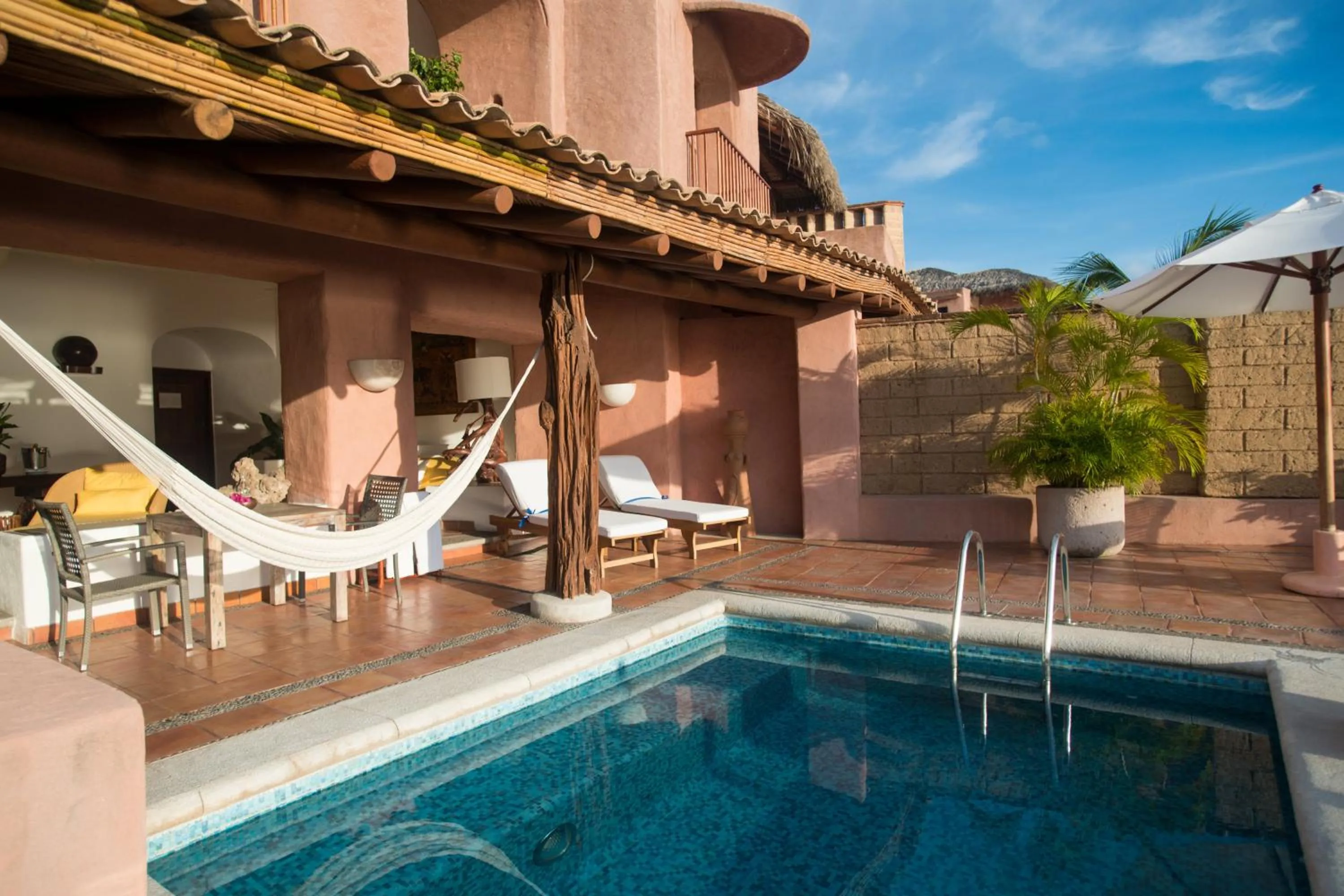 Balcony/Terrace in La Casa Que Canta
