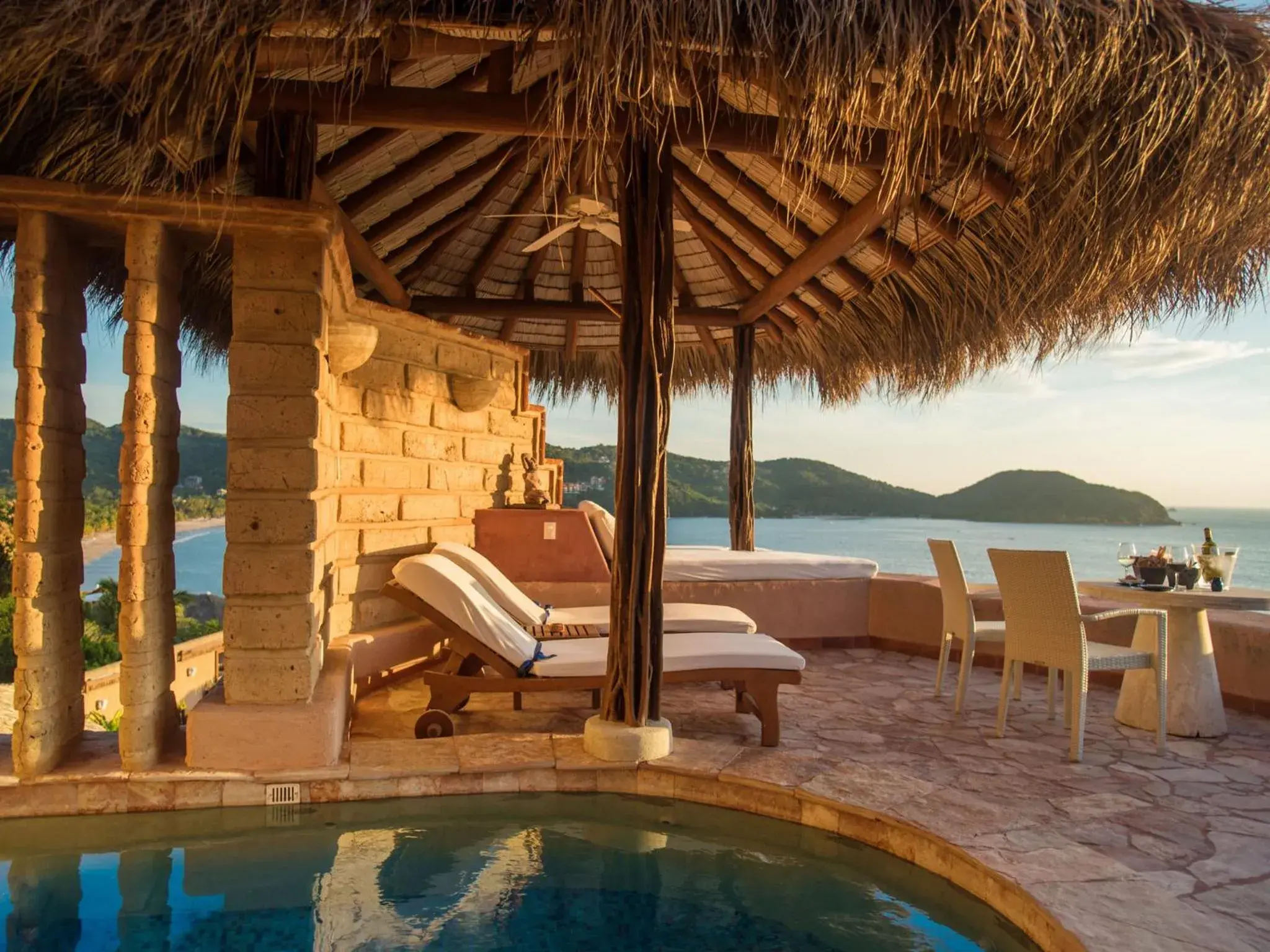 Owner Suite Oceanfront in La Casa Que Canta Owner Suite Oceanfront in La Casa Que Canta