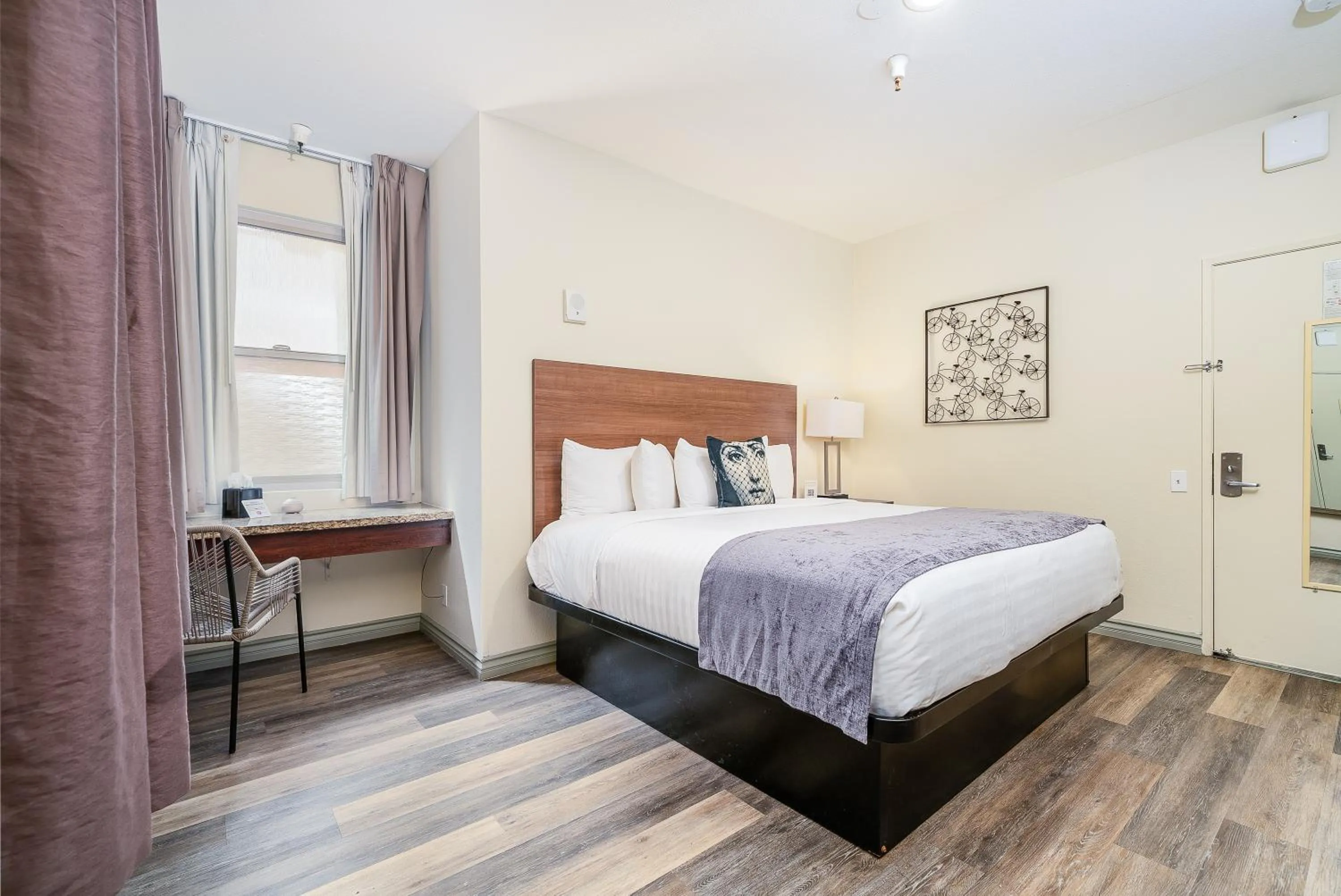 Bed in Urban Boutique Hotel- Little Italy, Downtown San Diego