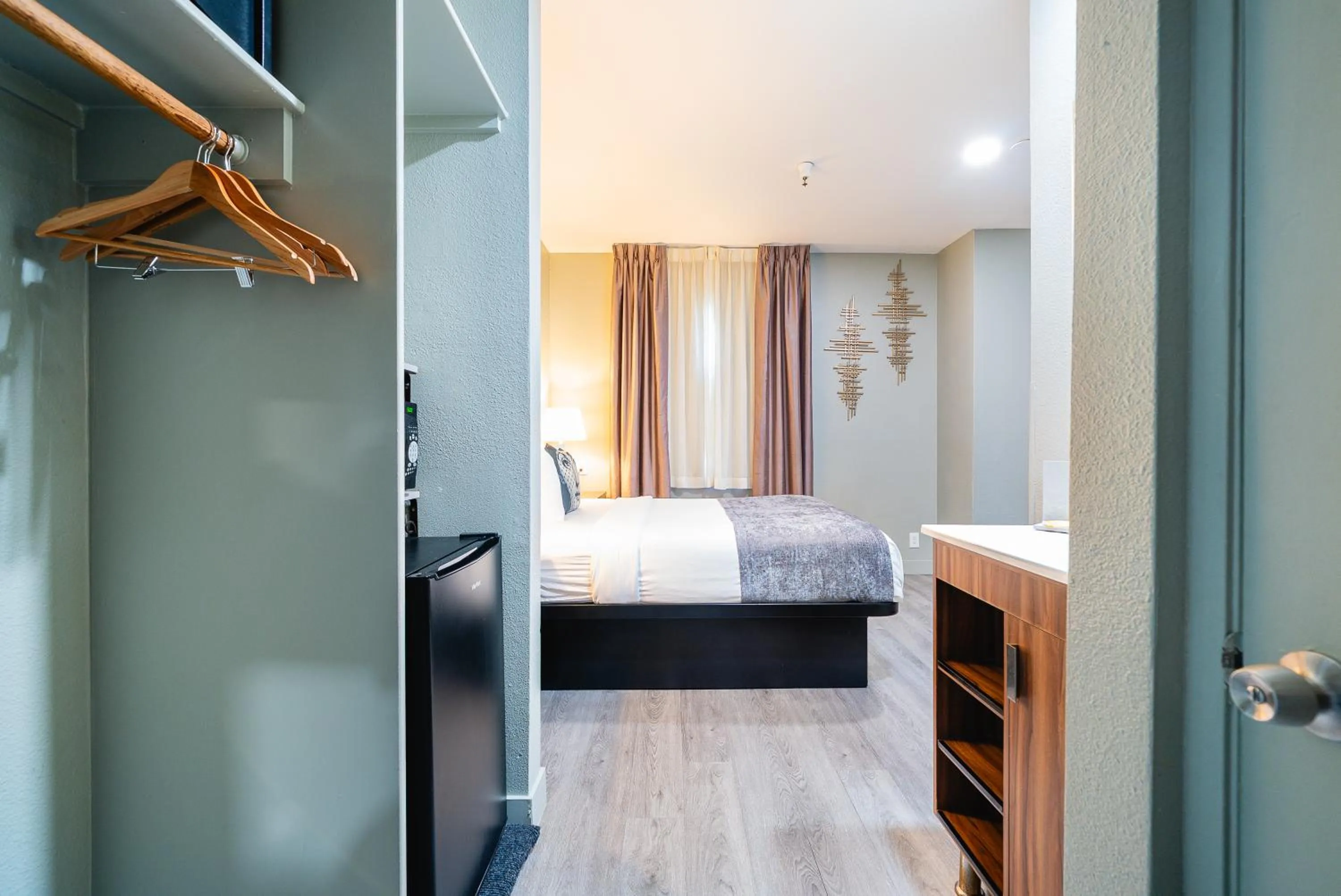 Bedroom, Bed in Urban Boutique Hotel- Little Italy, Downtown San Diego