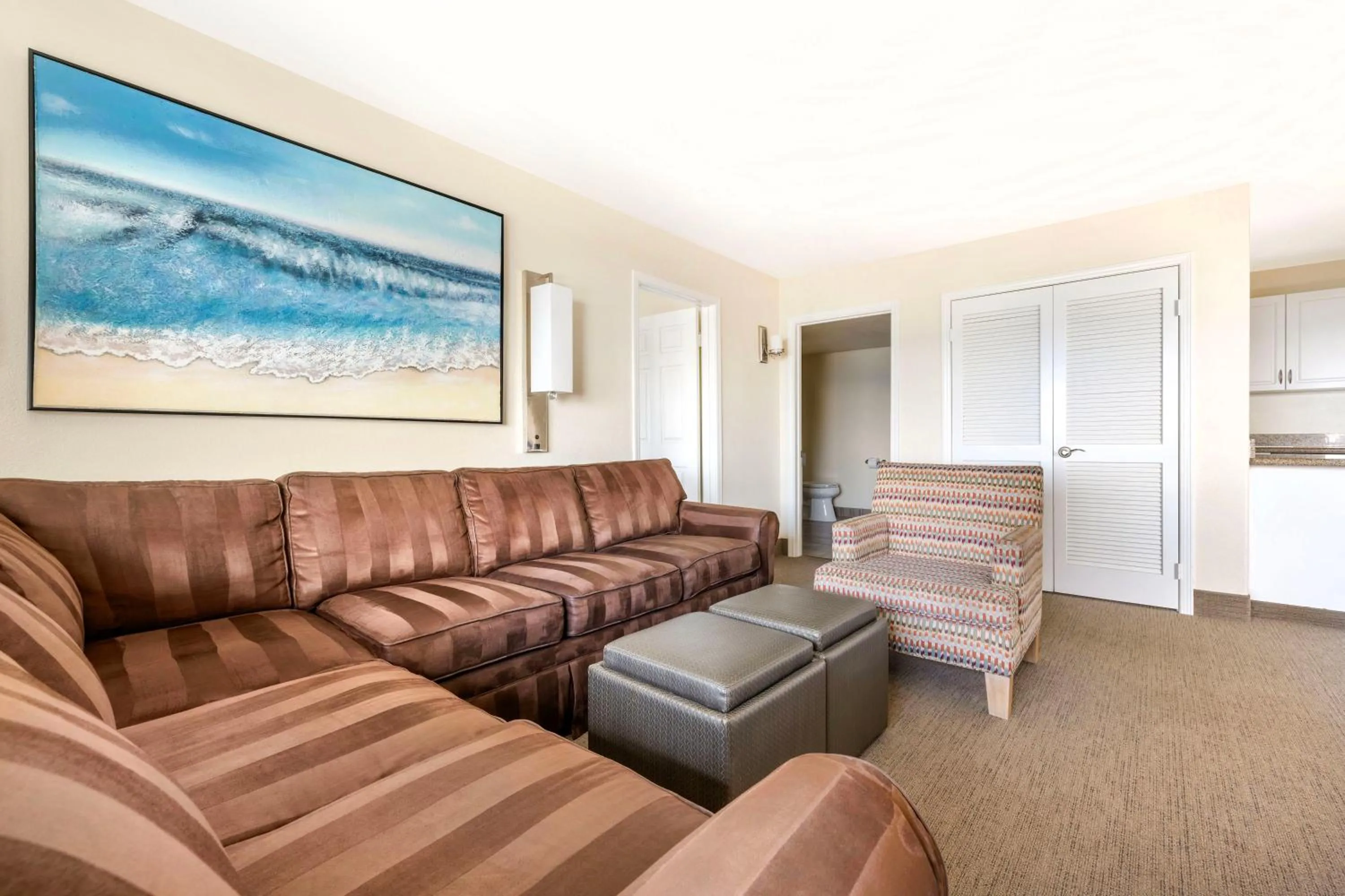 Living room in Hilton Vacation Club Riviera Beach & Shores